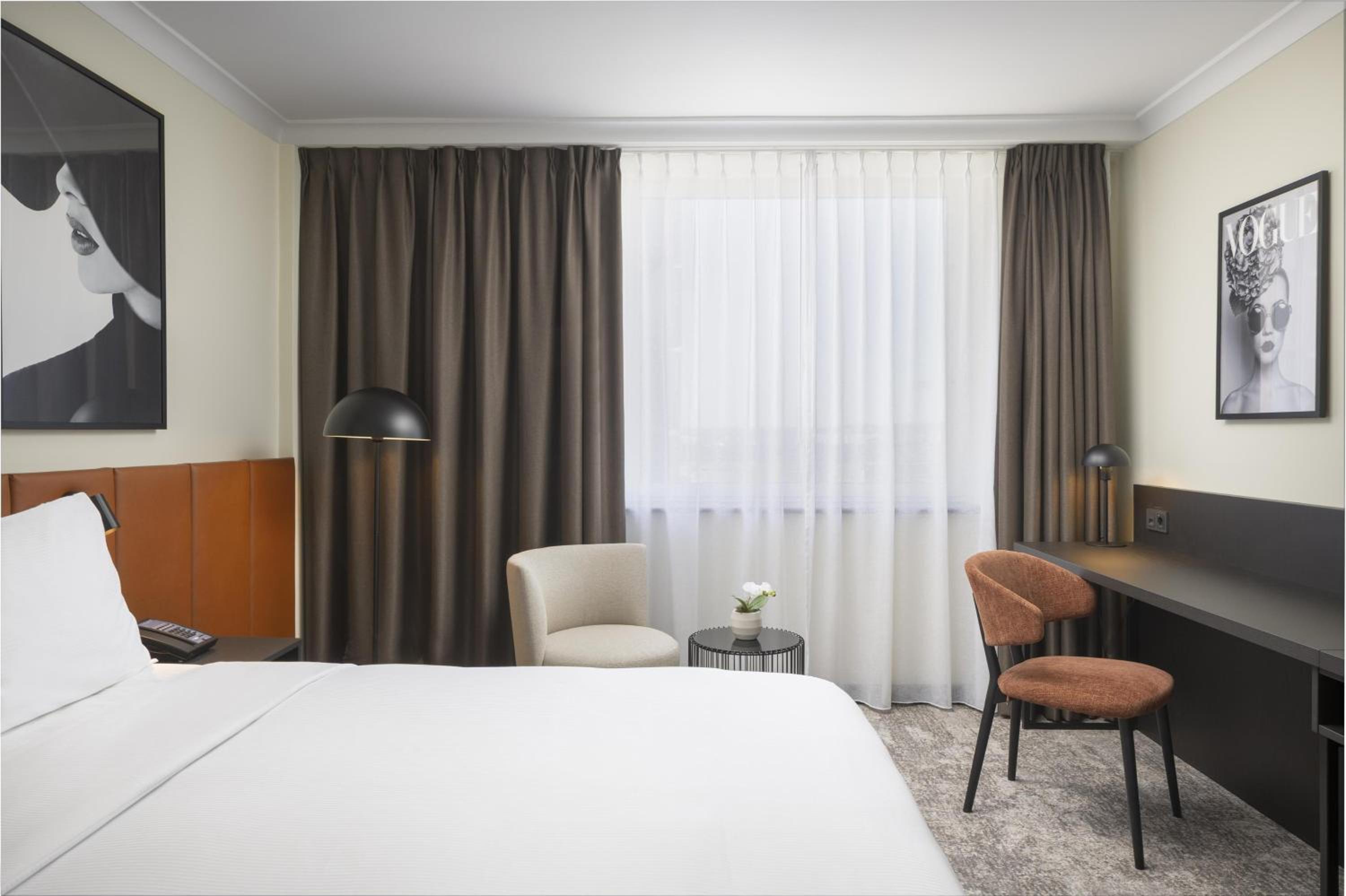 Executive Premium Queen Room