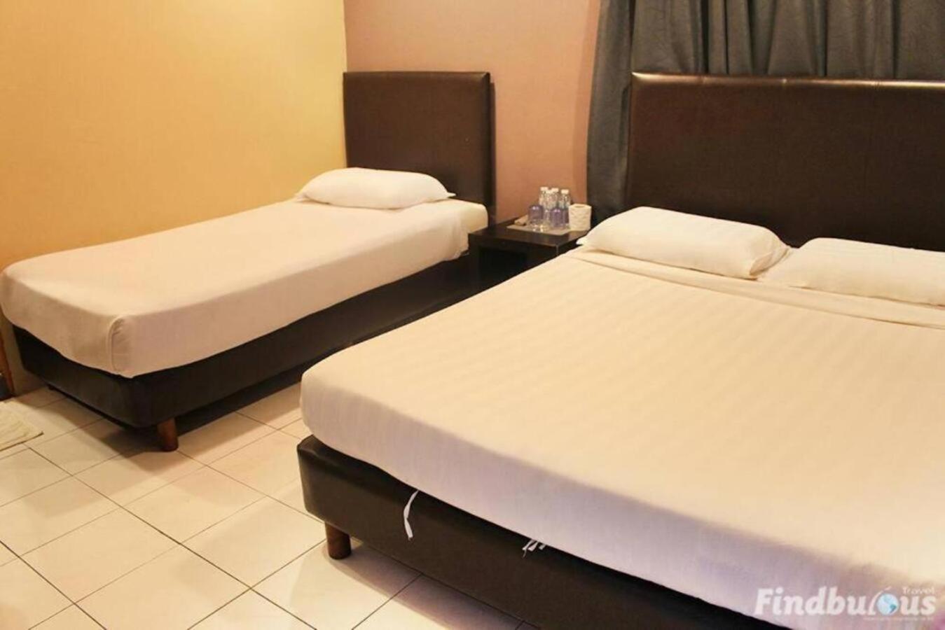 Triple Room with Private Bathroom photo 1