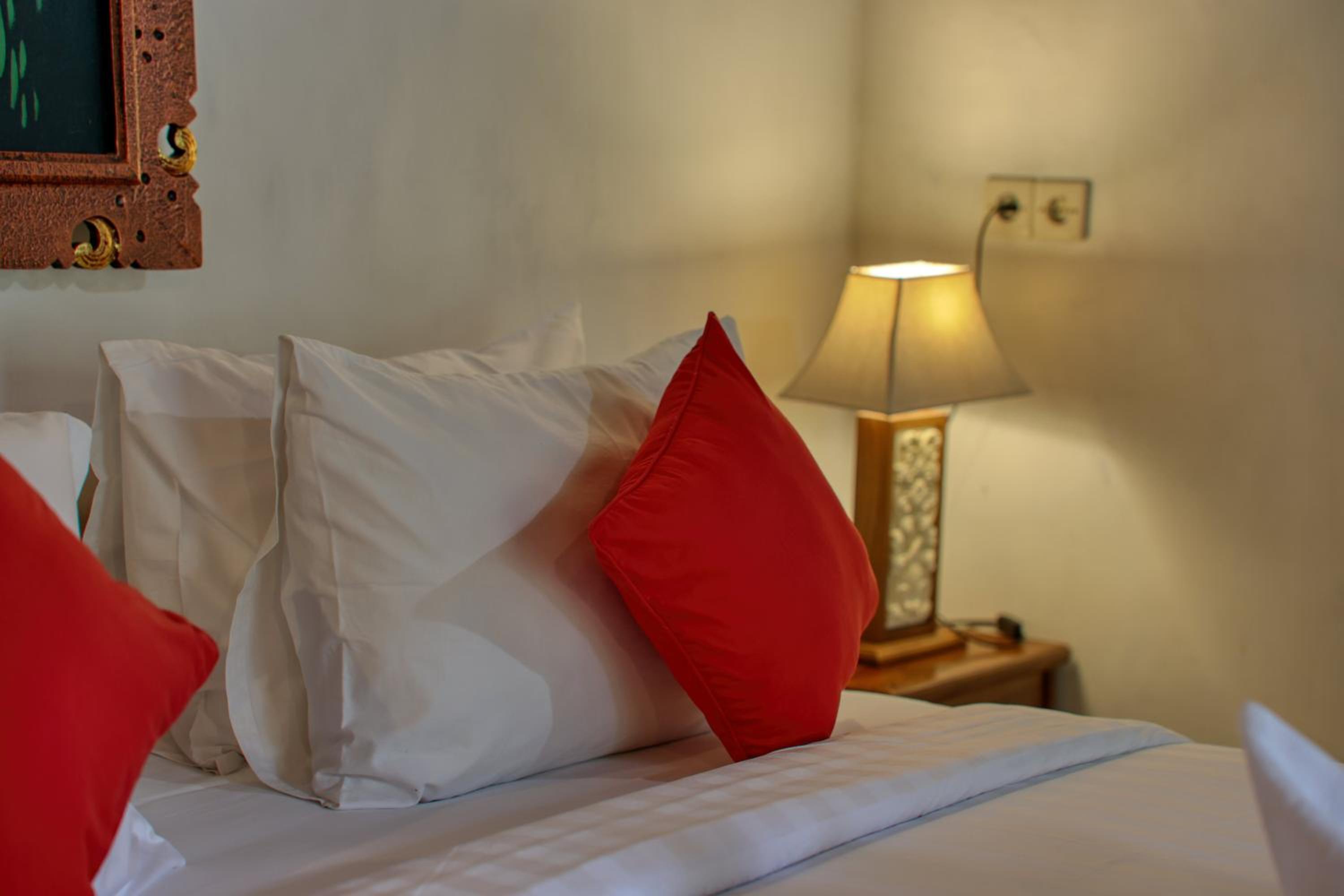 Deluxe Double Room - Photo 23