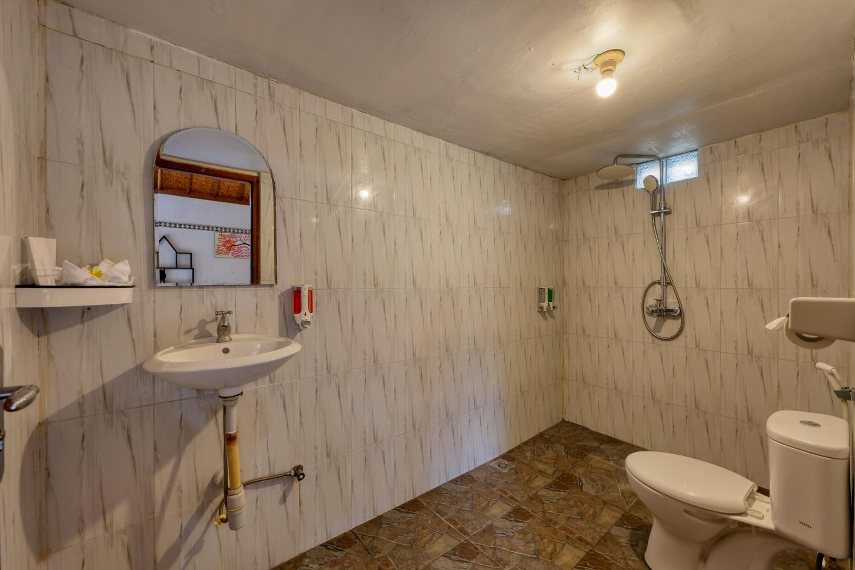 Deluxe Double Room - Photo 5
