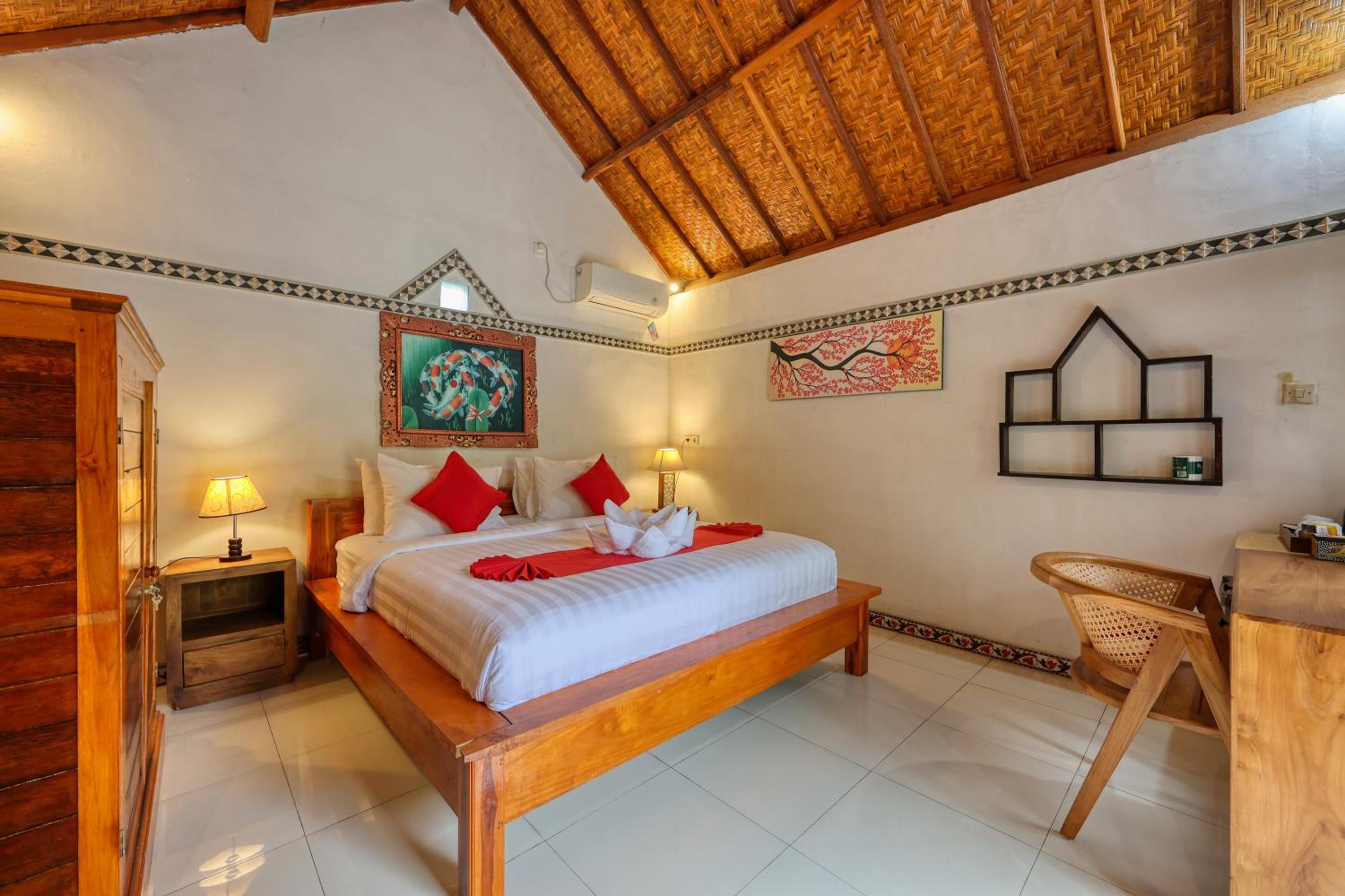 Deluxe Double Room - Photo 9