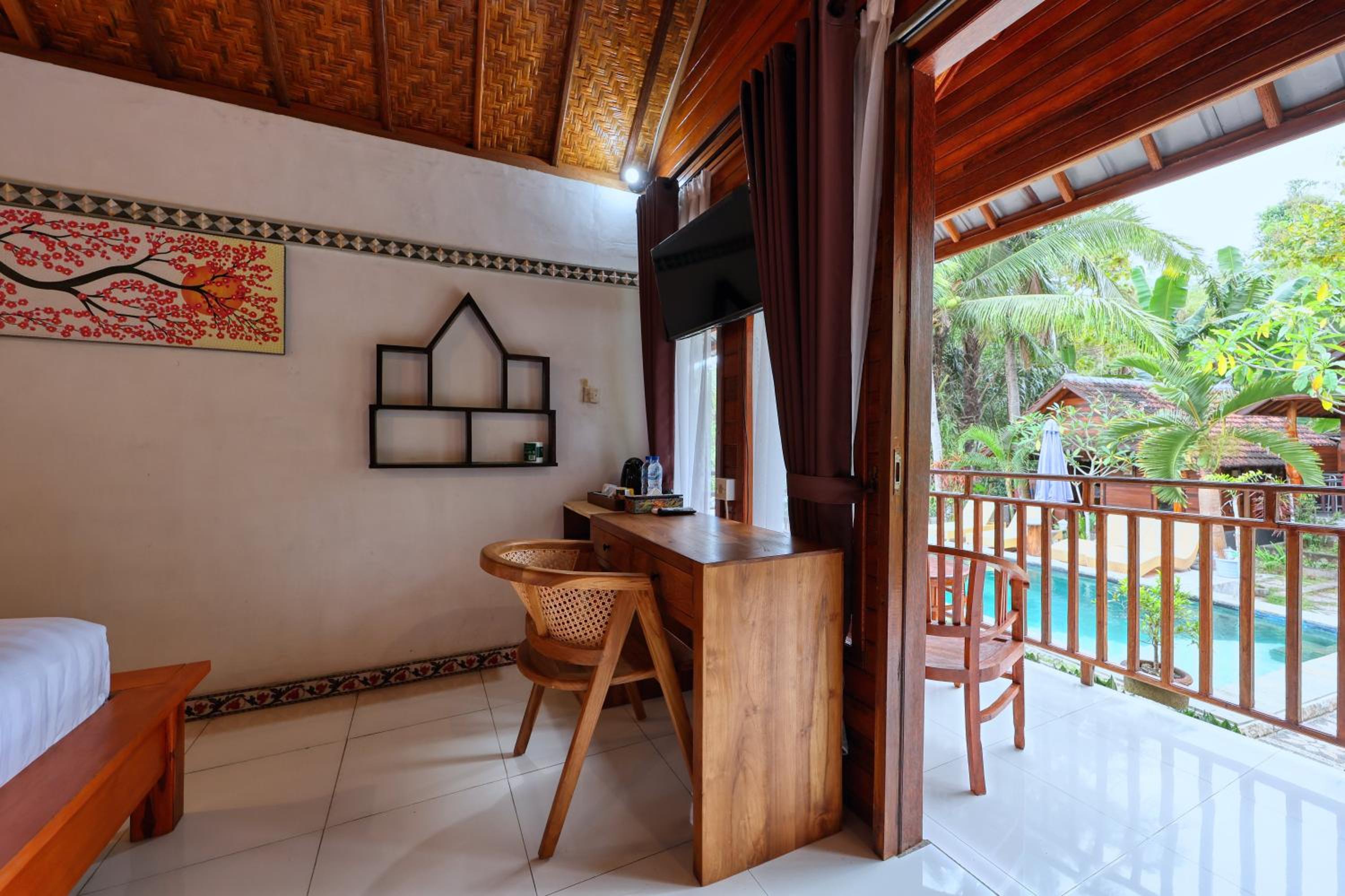 Deluxe Double Room - Photo 13