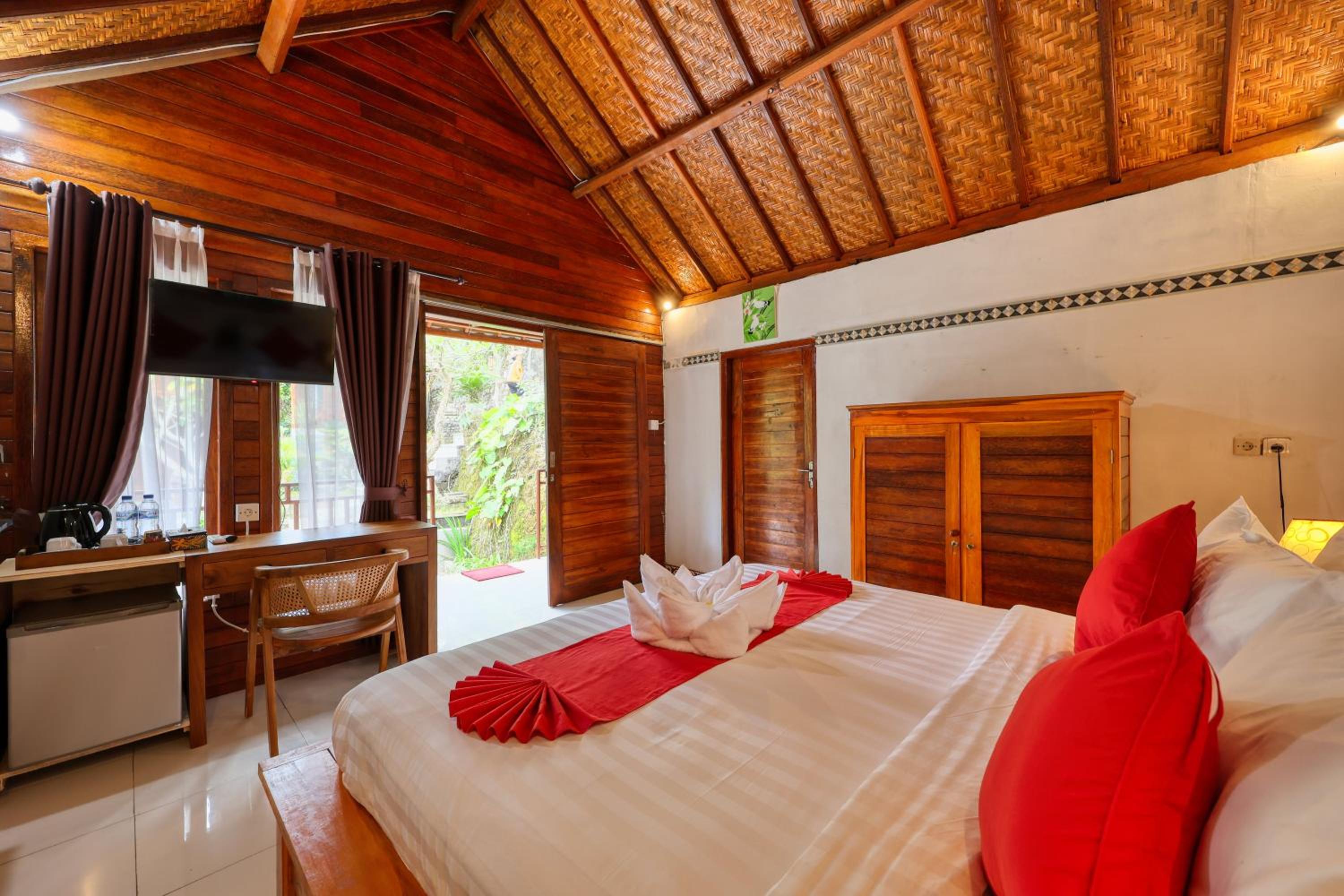 Deluxe Double Room - Photo 15