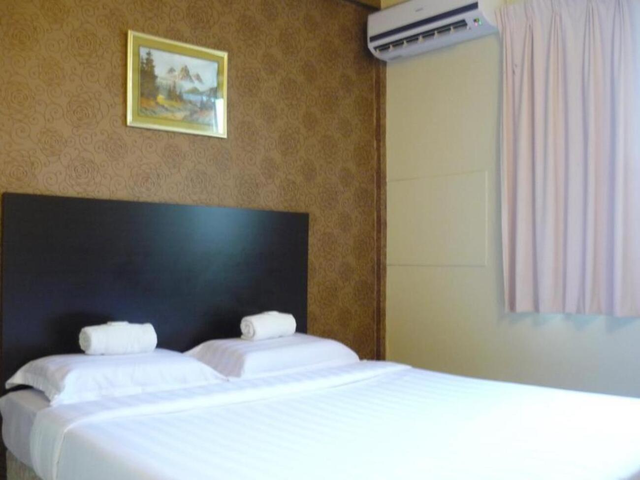 Double Room with Private Bathroom photo 3