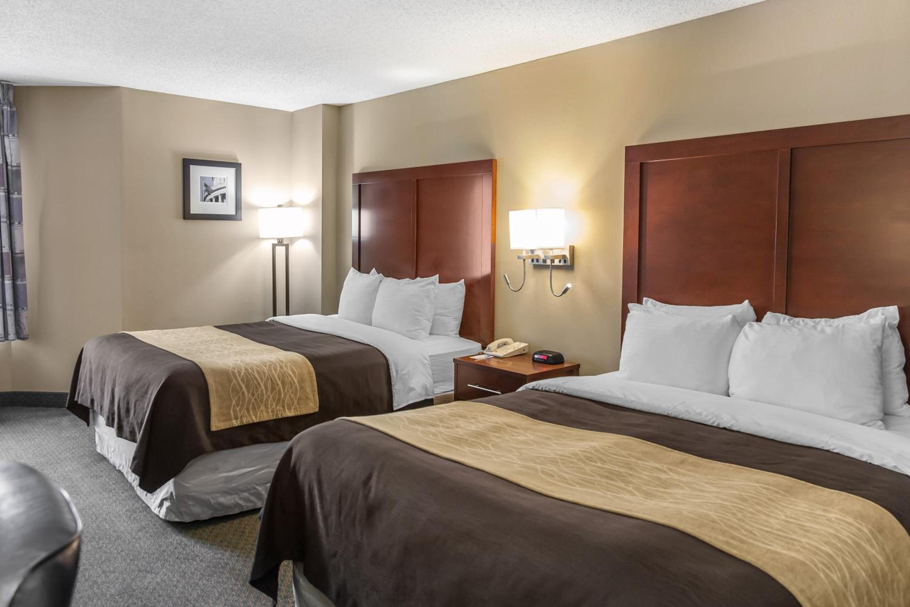 Queen Room with Two Queen Beds - Non-Smoking