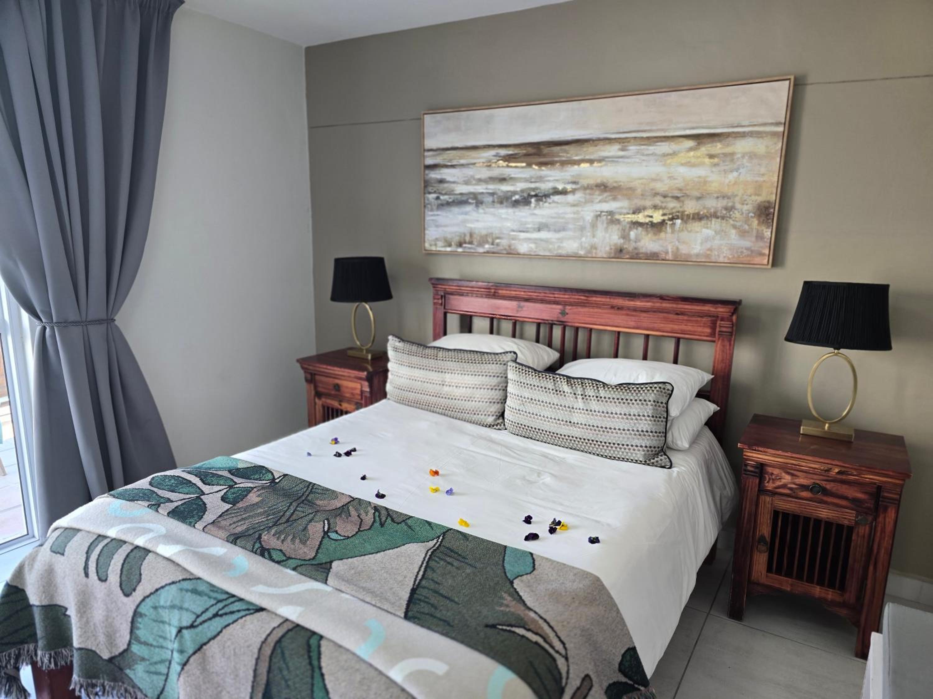 Deluxe King Room photo 3