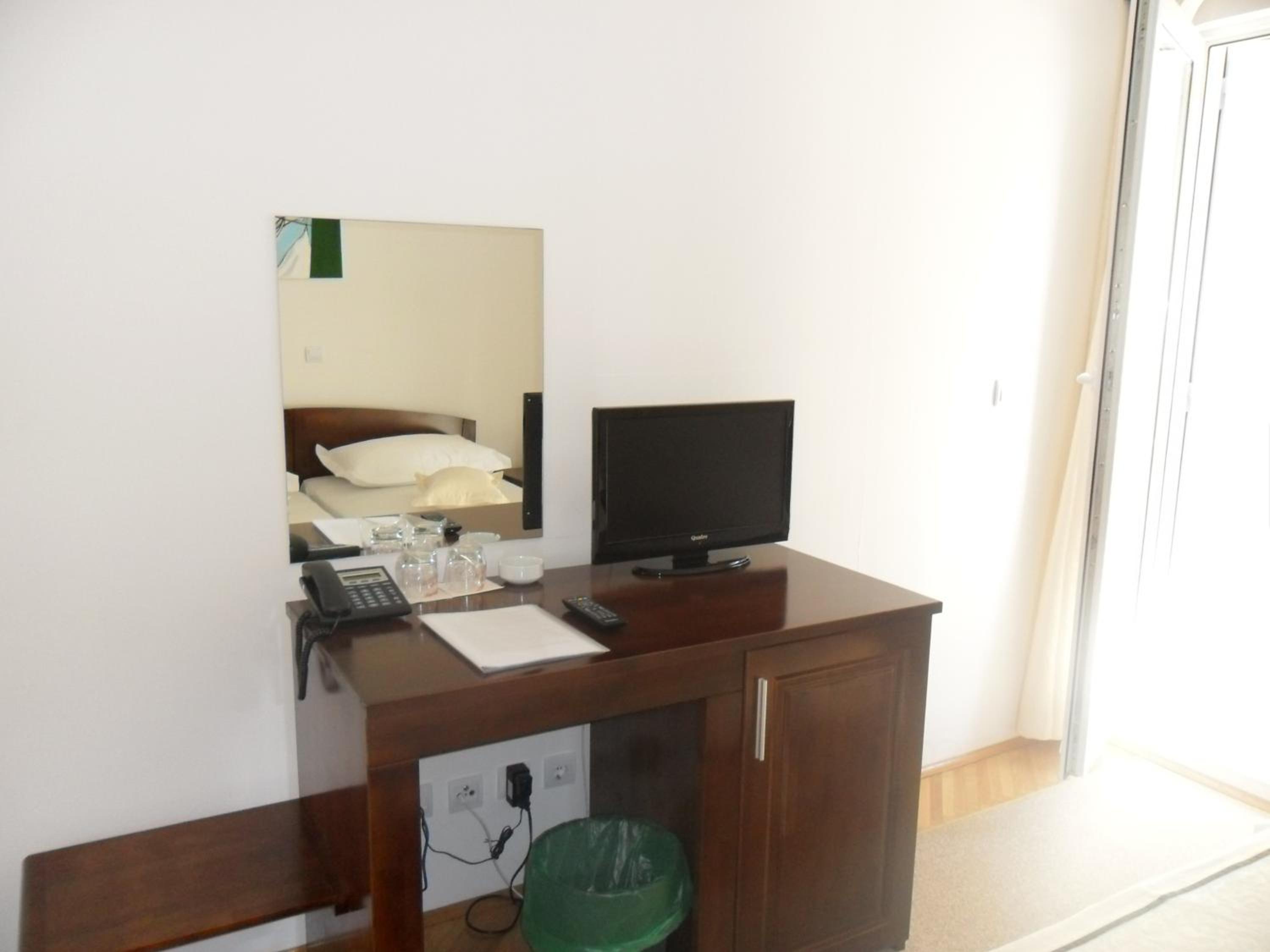 Double Room with Balcony and Sea View photo 2