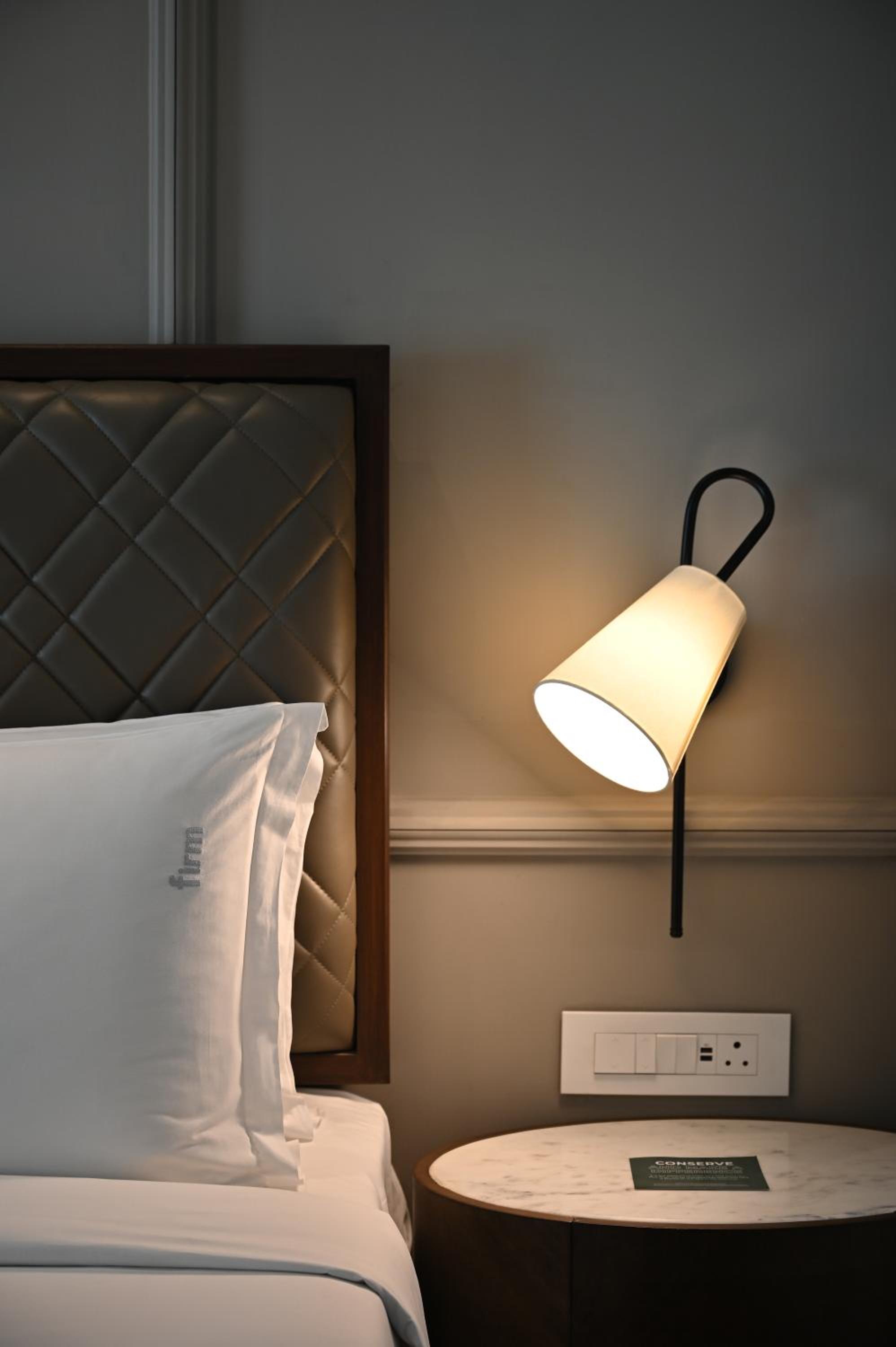 Premium Room - Photo 9