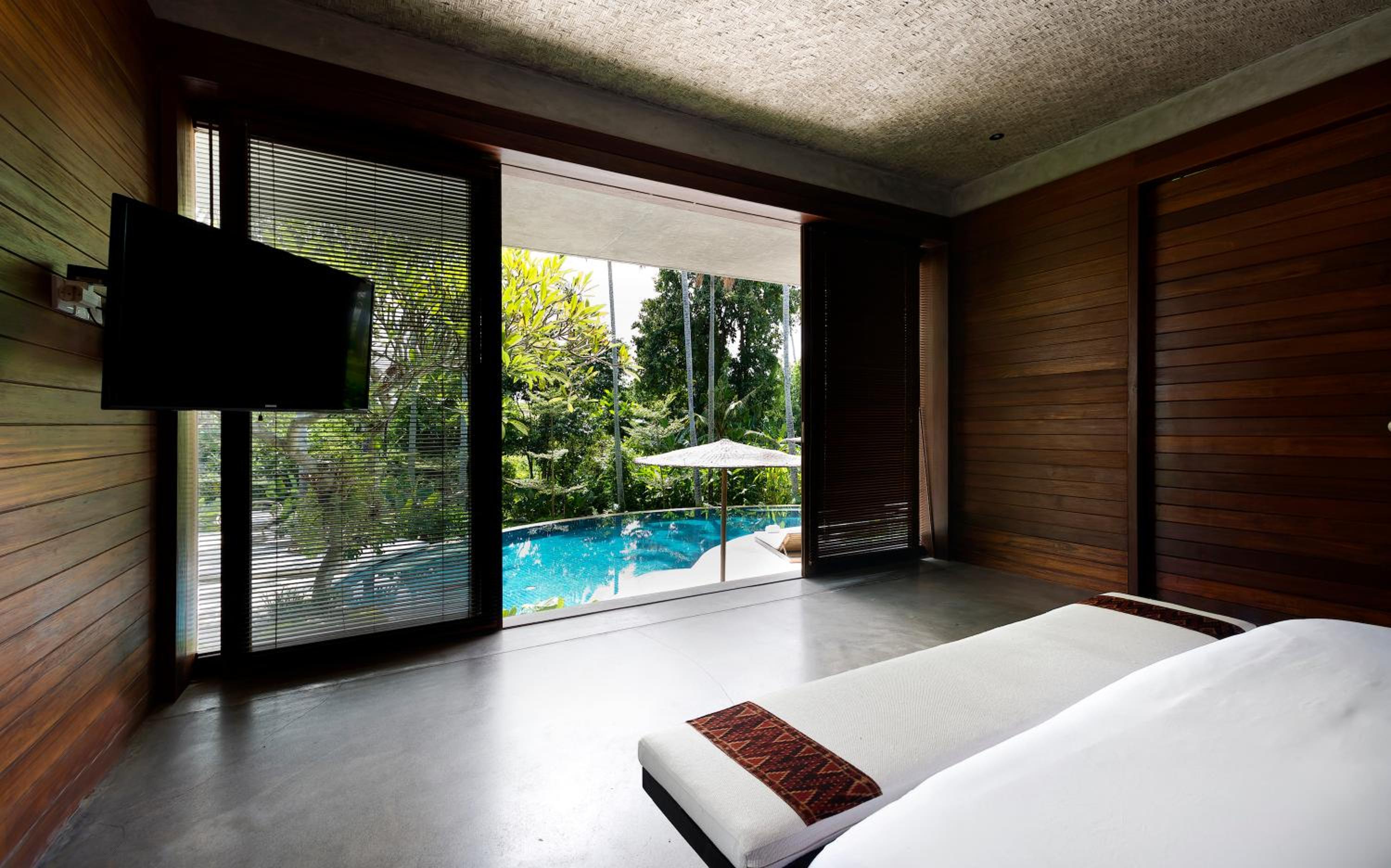 Available room thumbnail 5