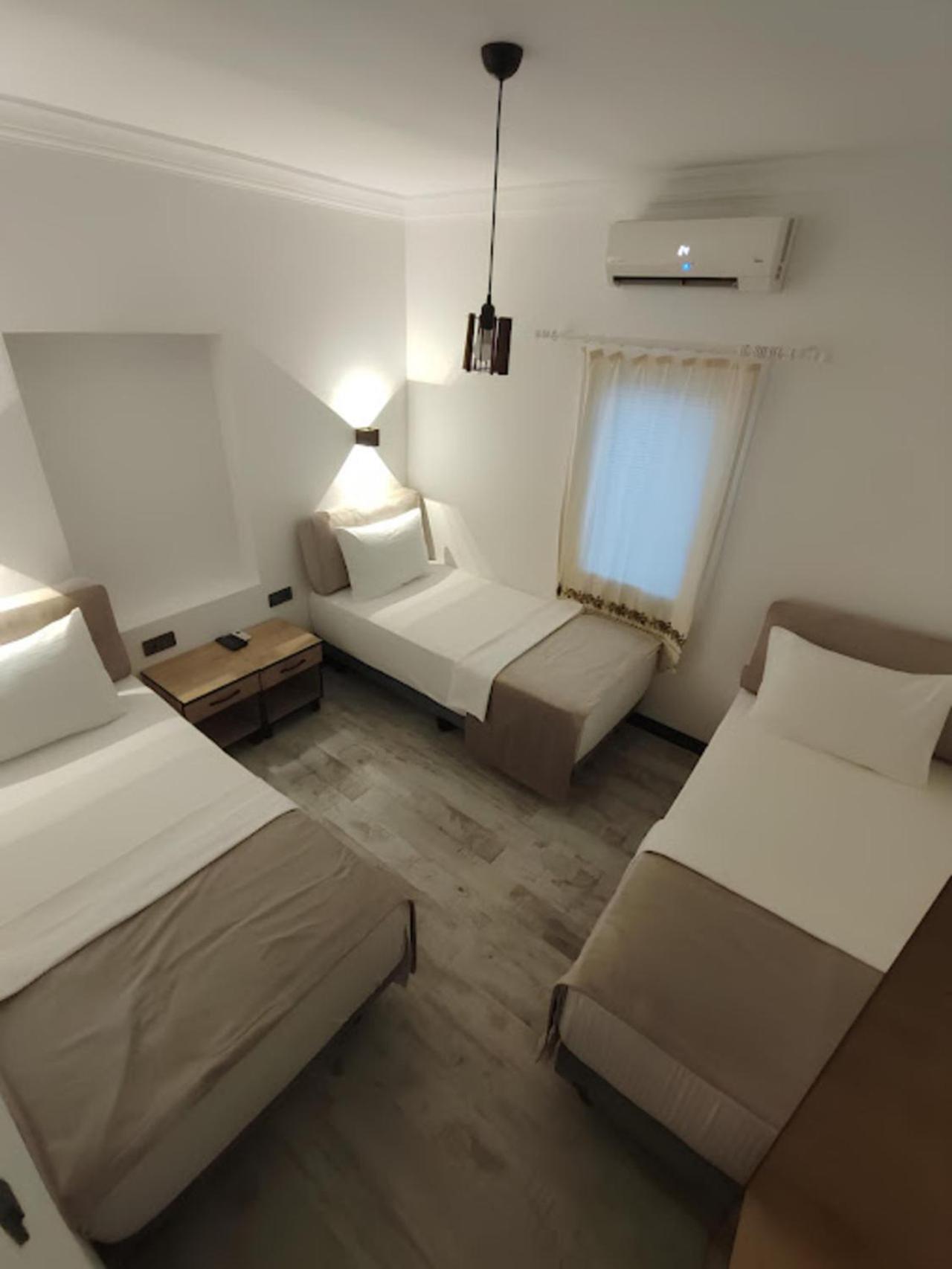 Triple Room - Photo 1