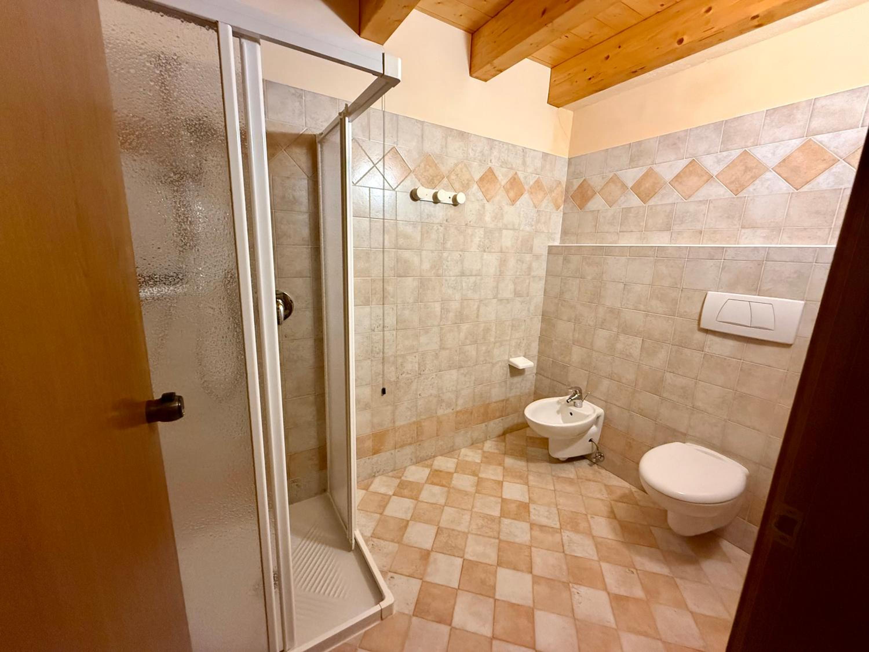 Deluxe Double or Twin Room - Photo 5