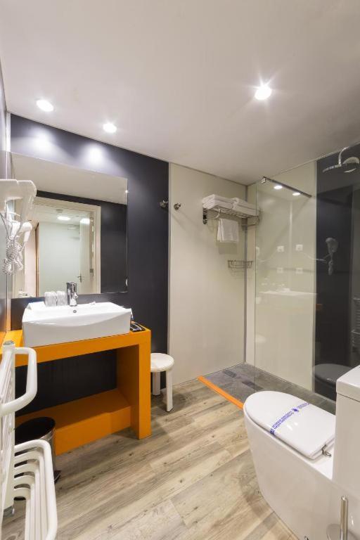 One-Bedroom Apartment (1 Adult)