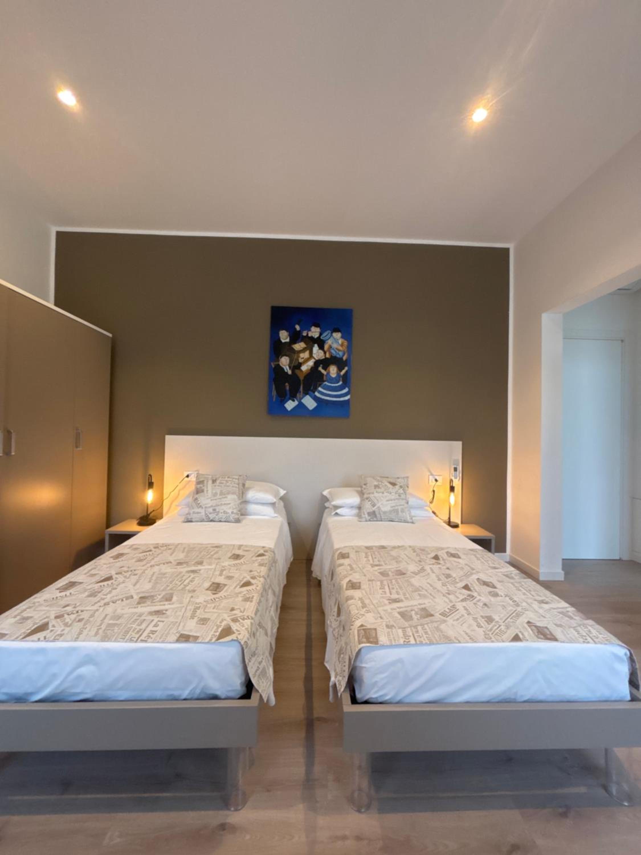 Deluxe Double or Twin Room photo 3