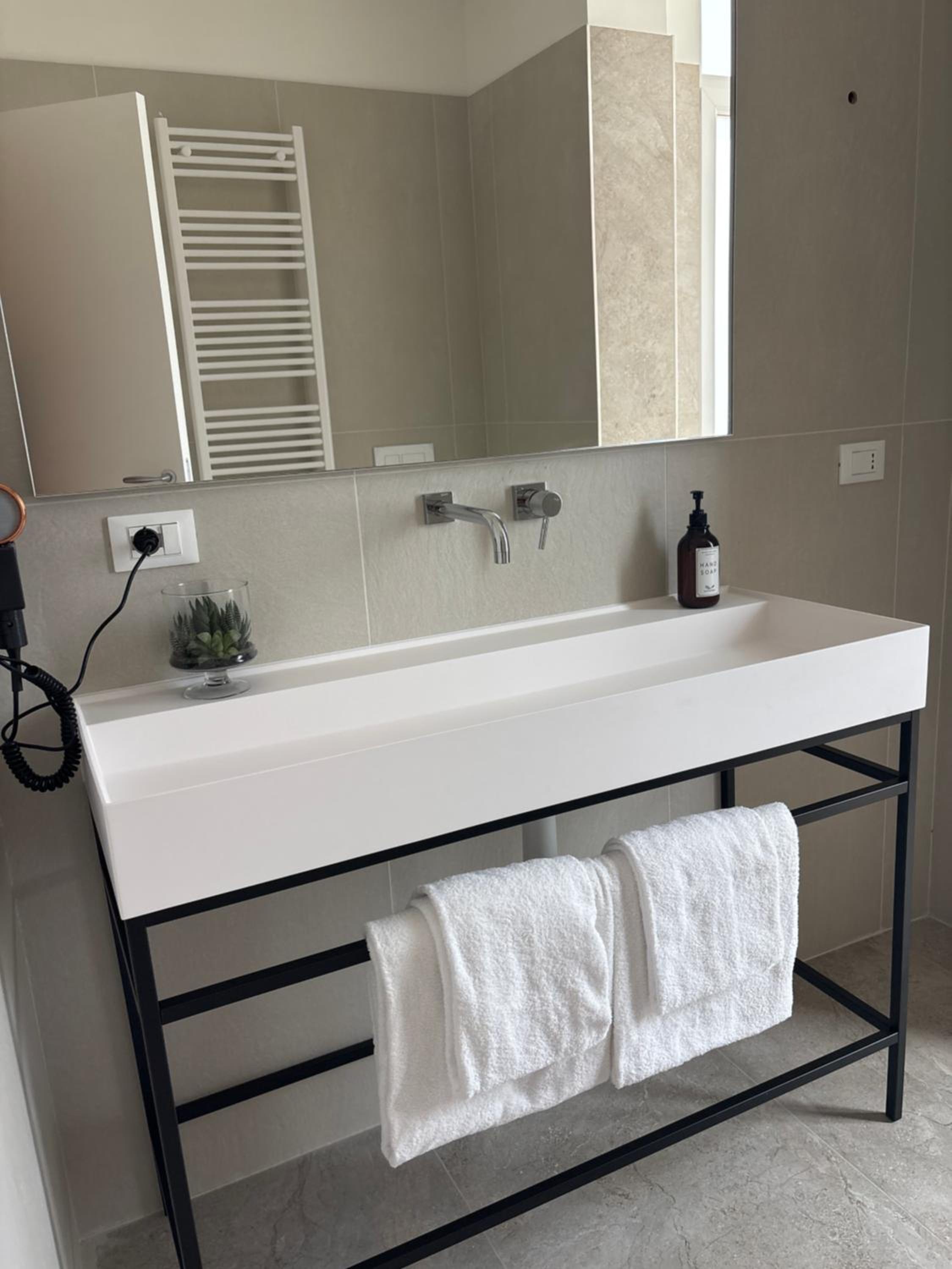 Deluxe Double or Twin Room photo 2