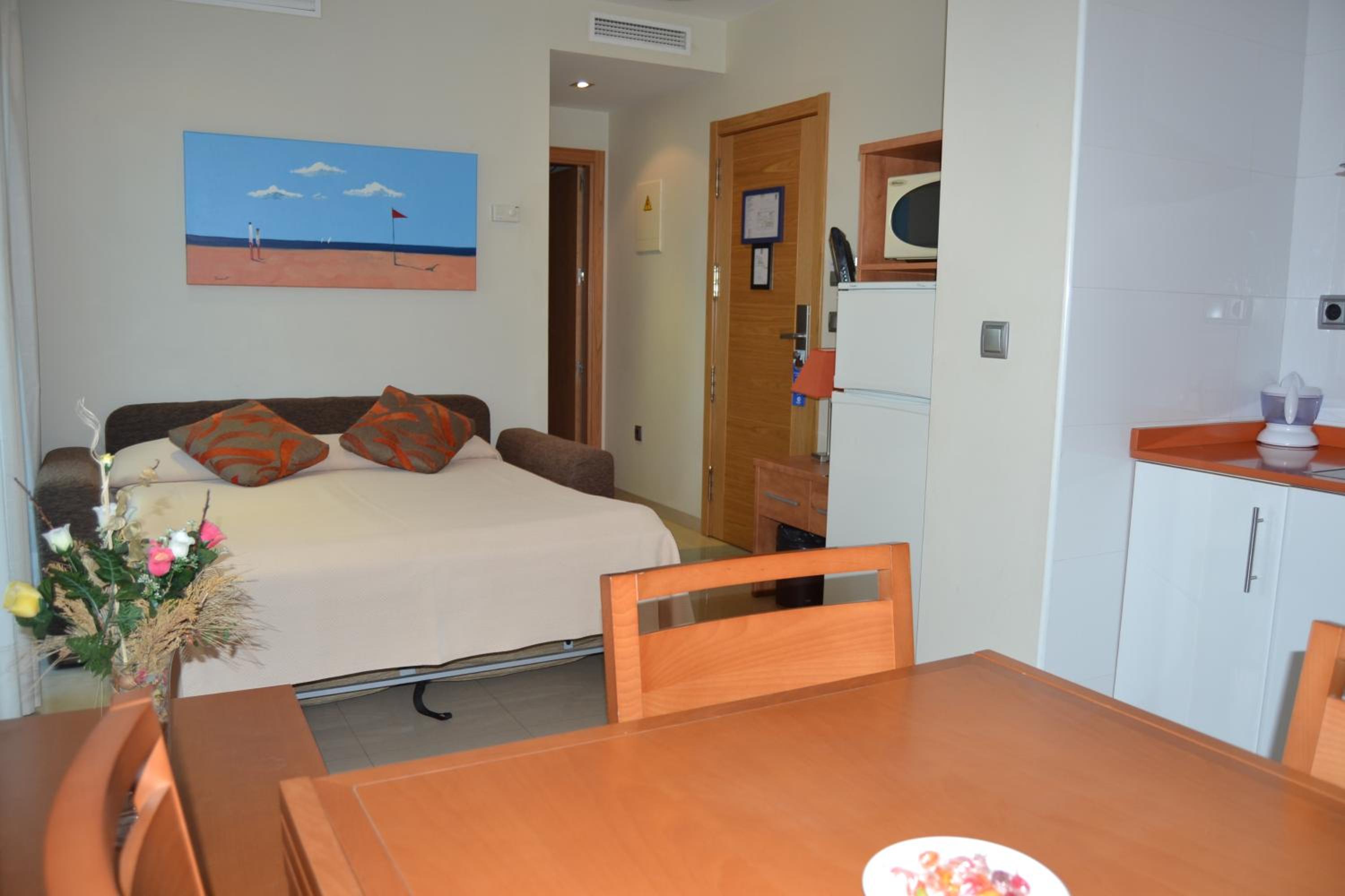 One-Bedroom Standard Apartment
