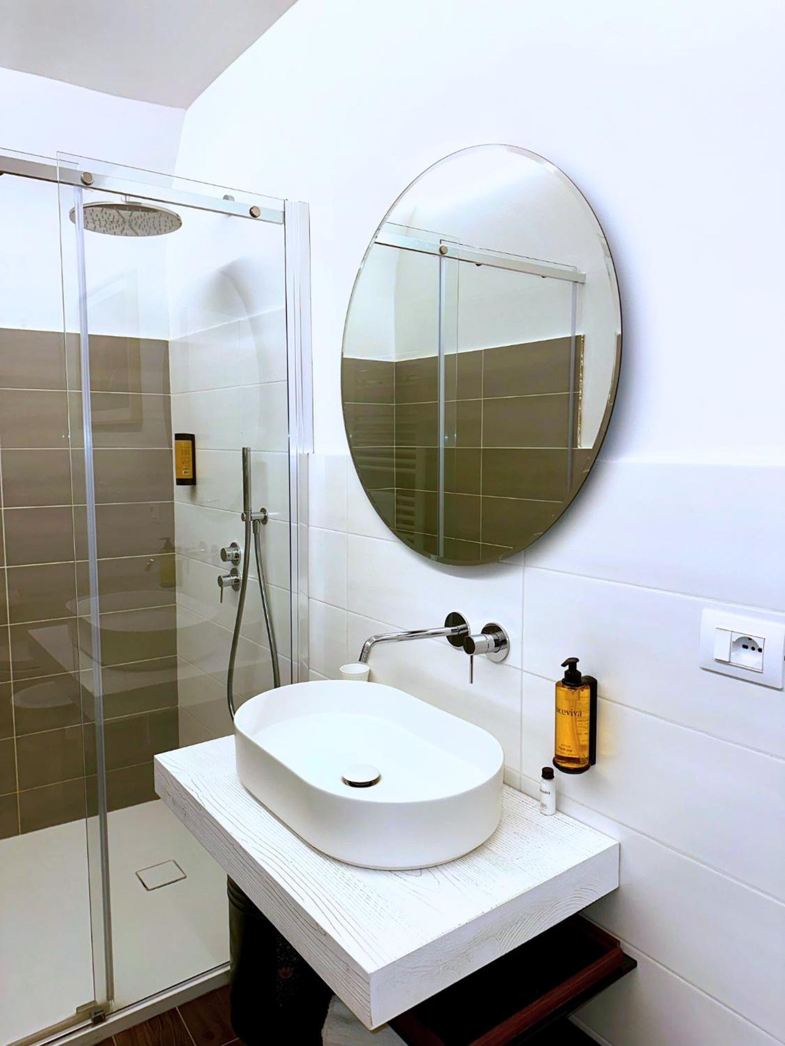 Small Double Room photo 1