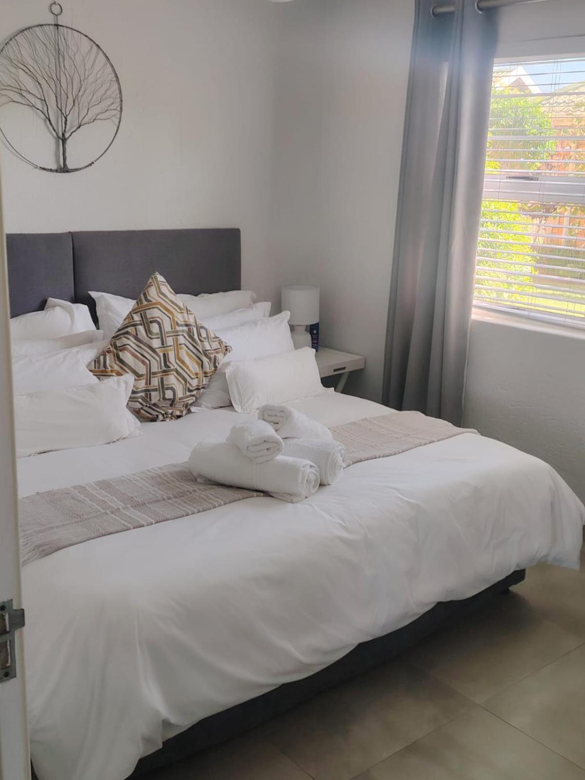 Deluxe Family Suite photo 1