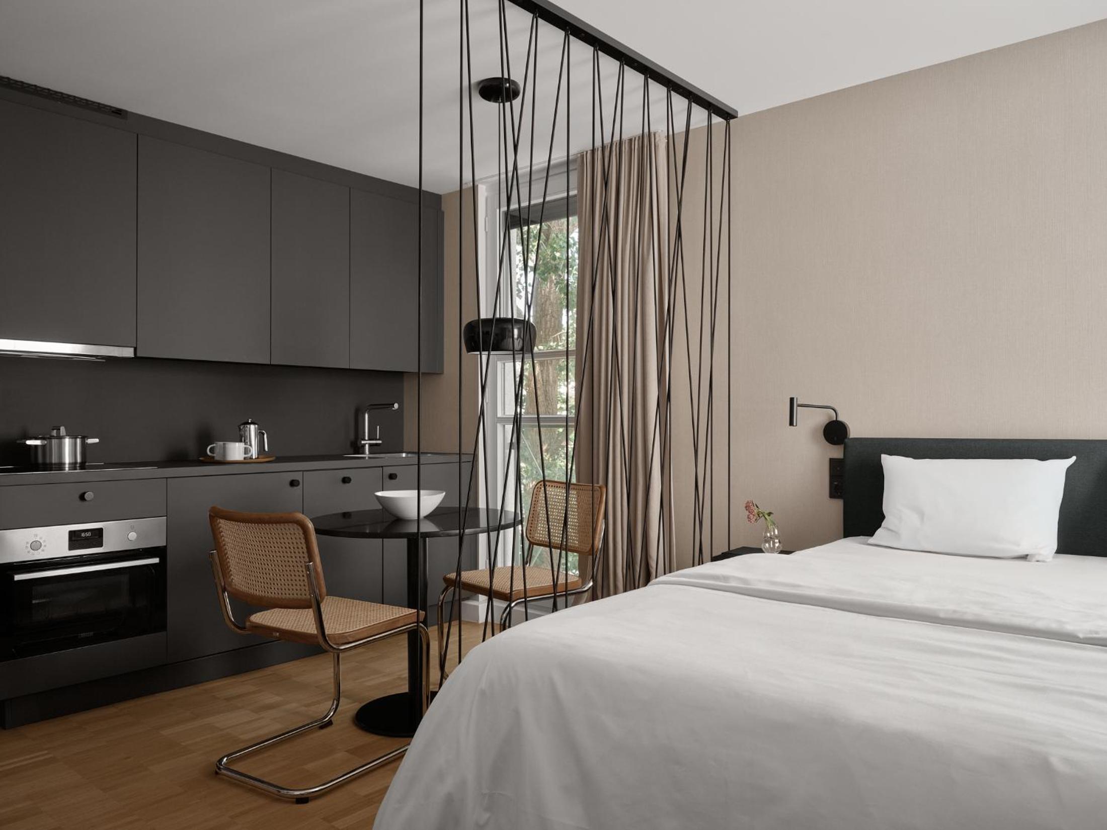 Spacious Studio with Kitchen