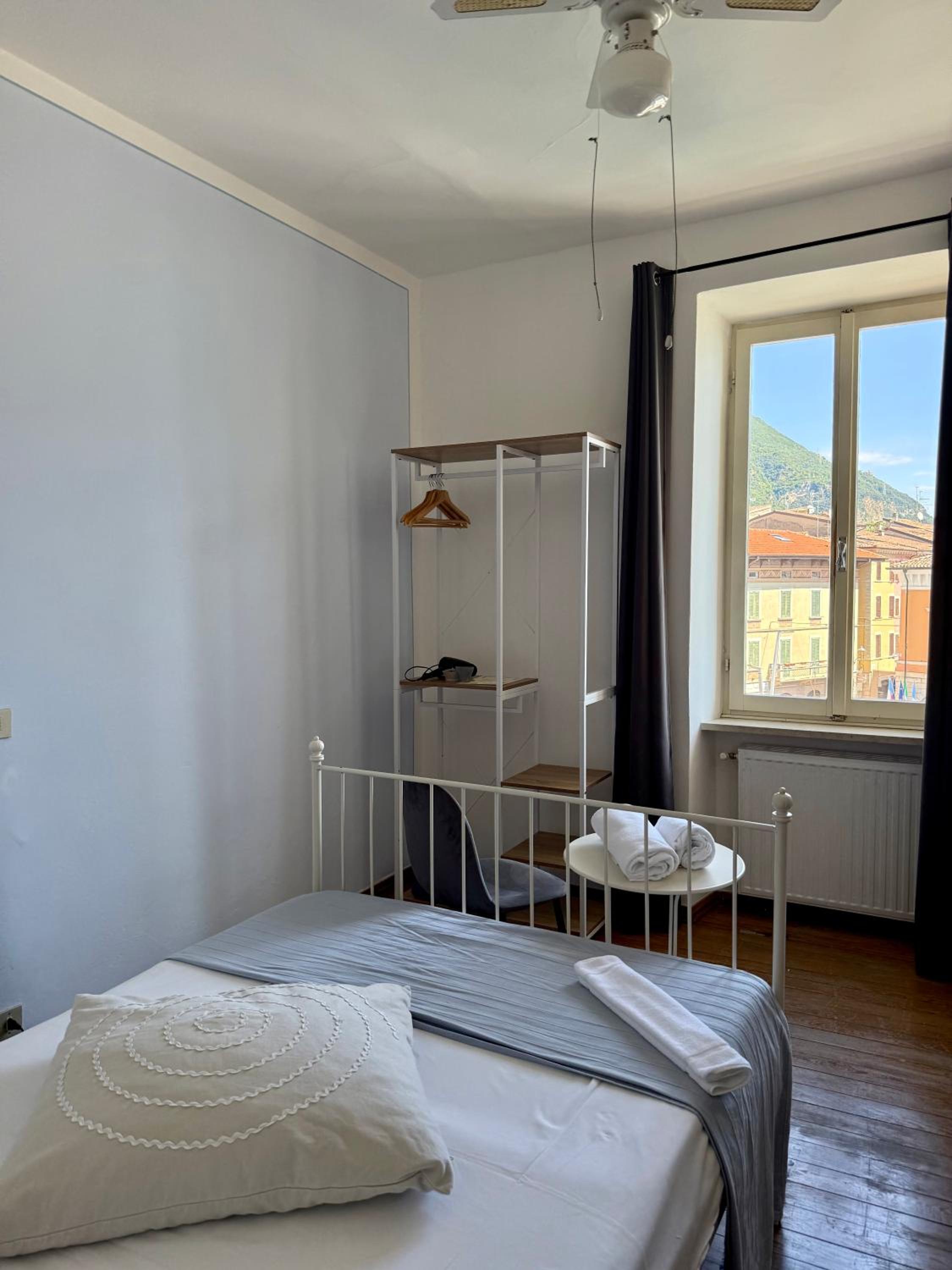 Large Single Room