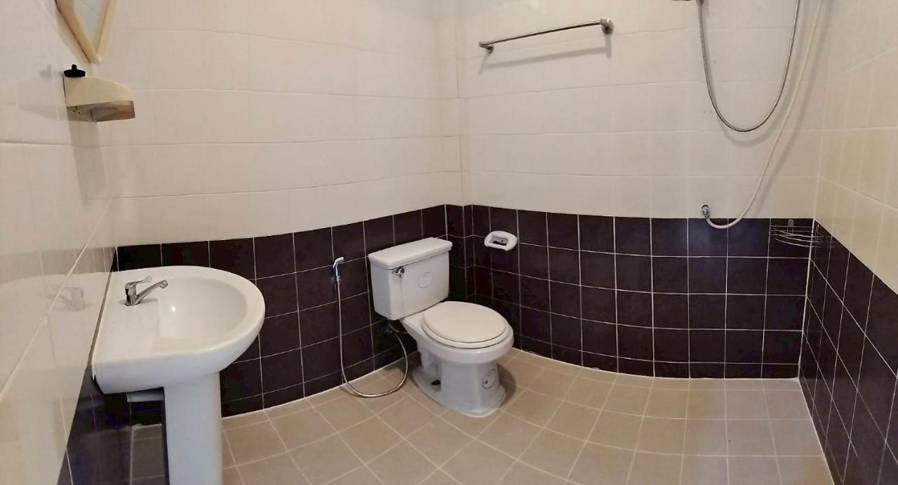 Deluxe Double Room with Balcony photo 3