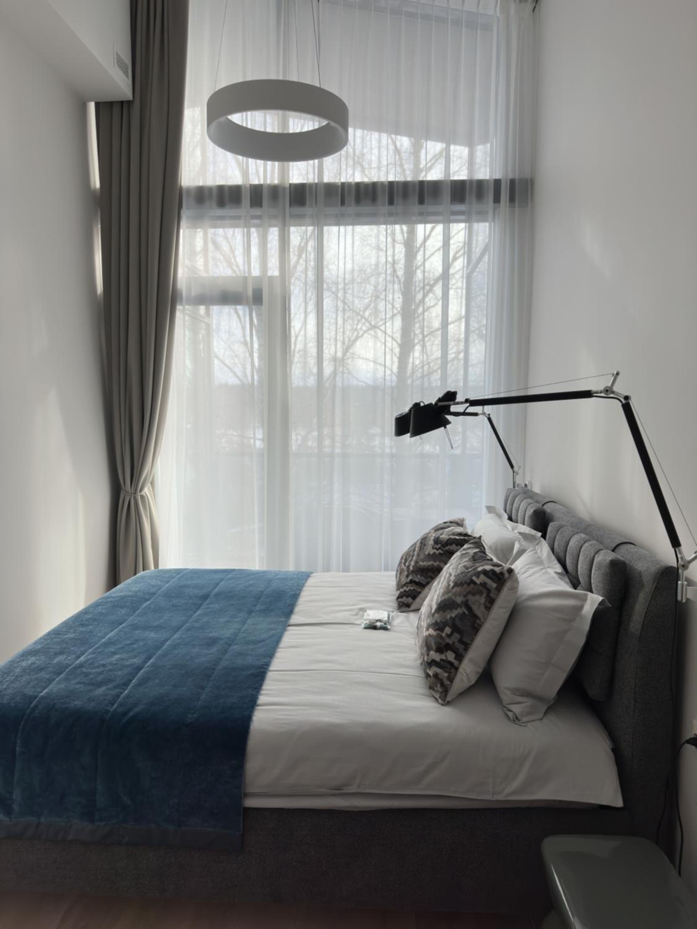 Apartment with Balcony photo 3
