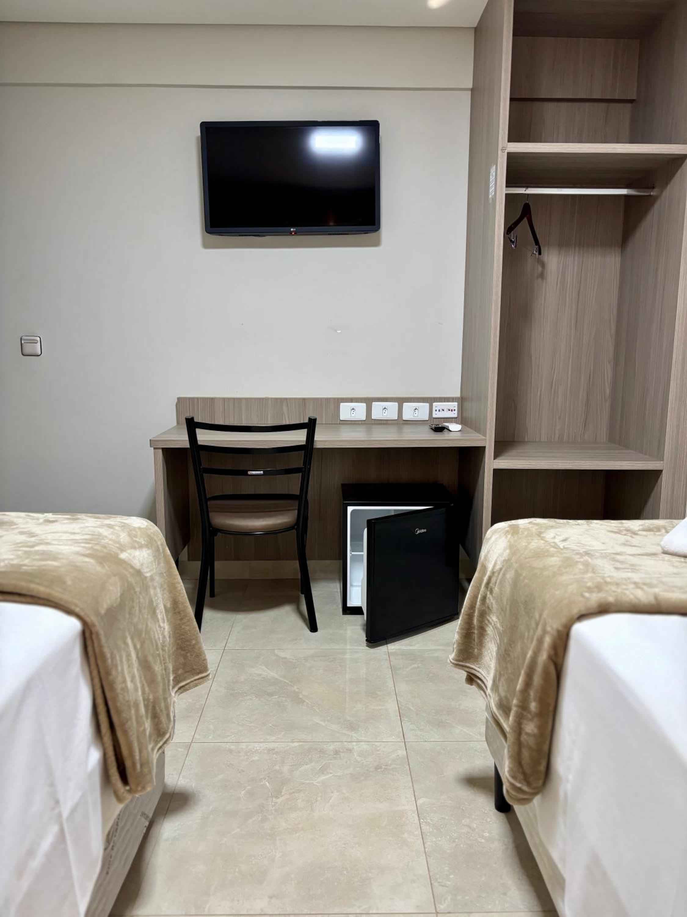 Triple Room photo 2