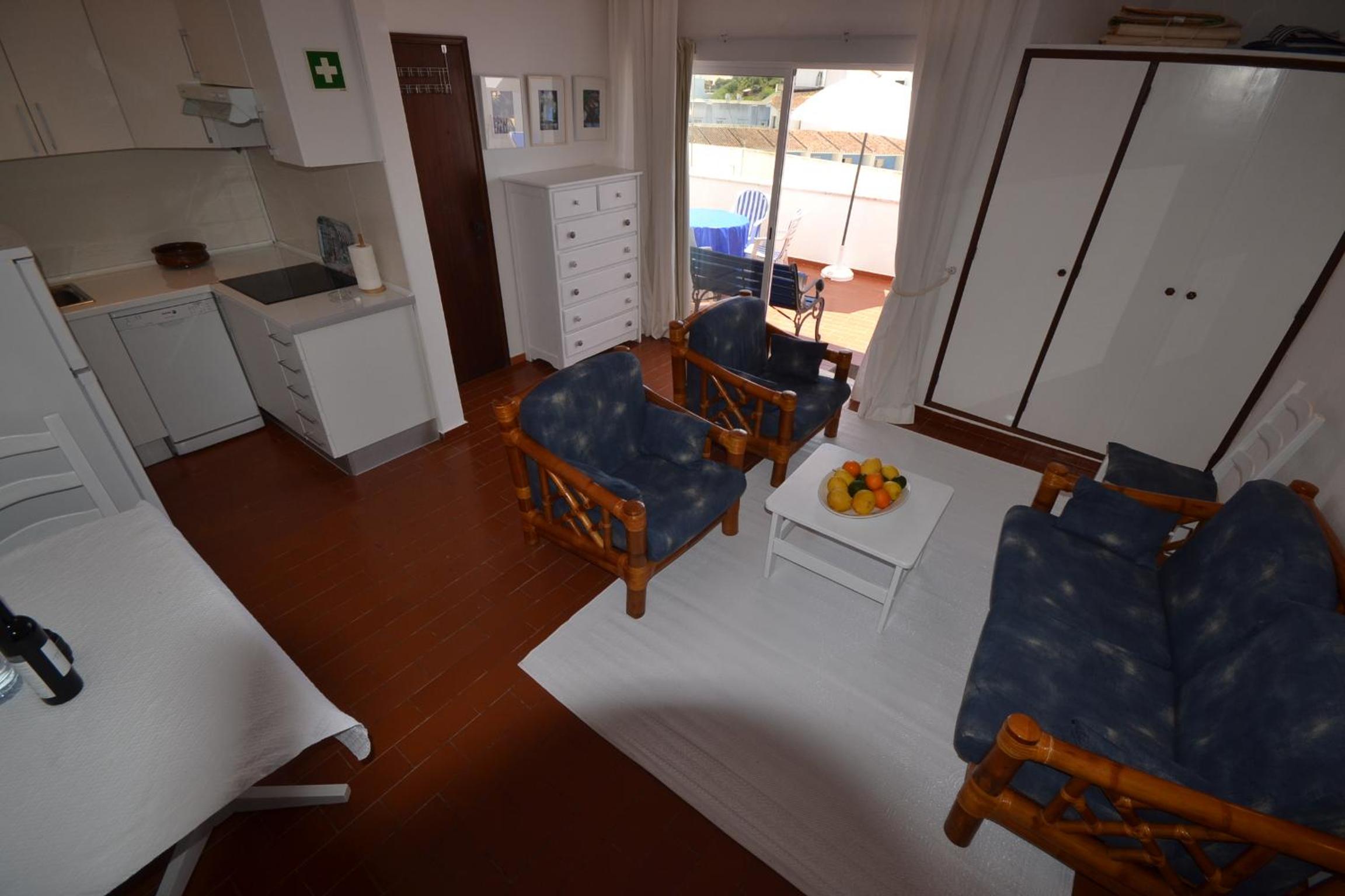 Apartment with Terrace - Photo 1