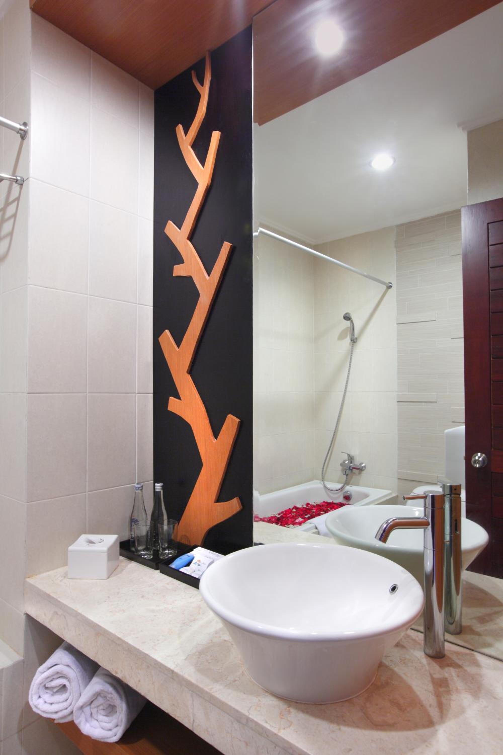 Deluxe Double or Twin Room - Photo 2