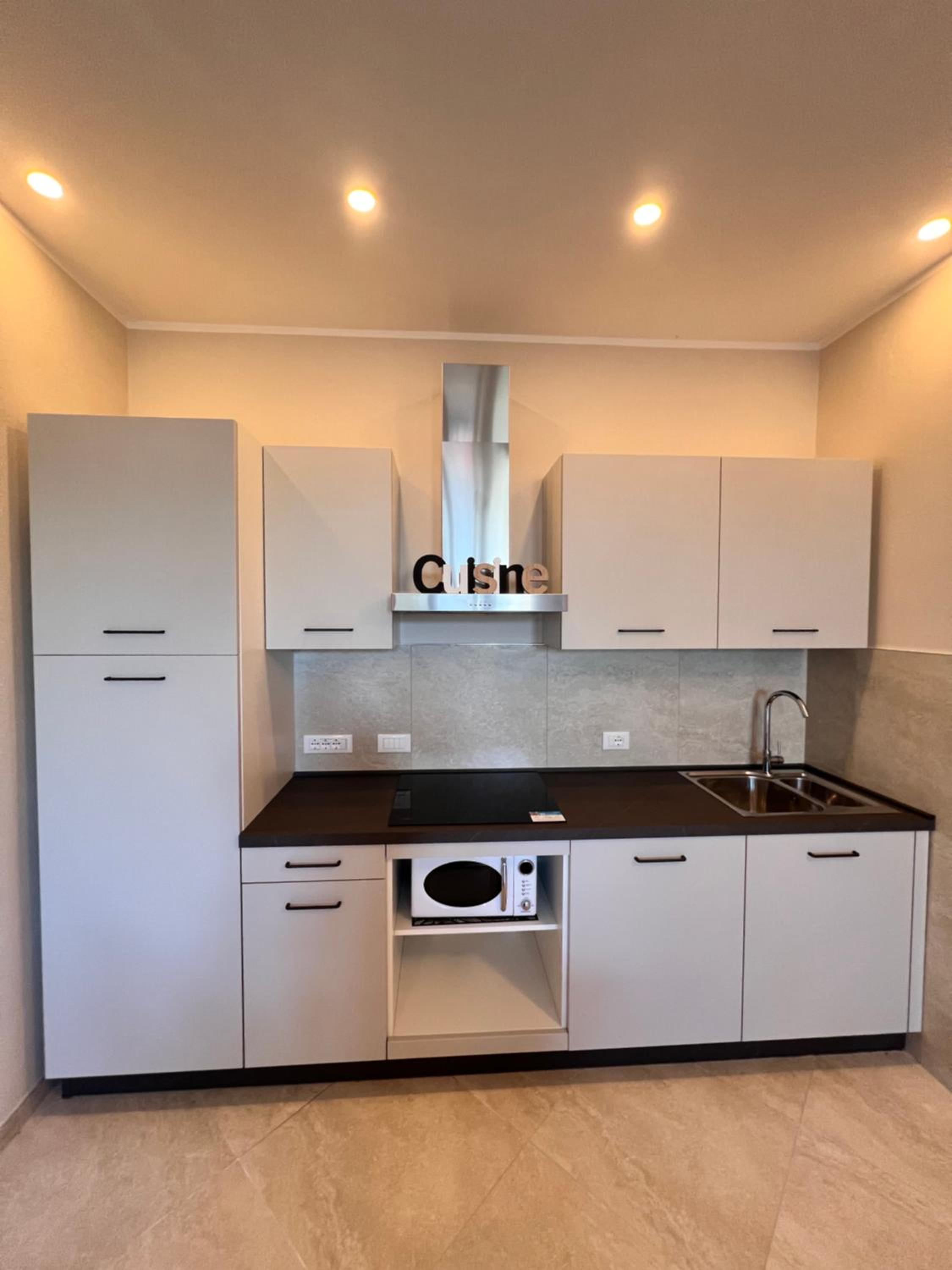 Three-Bedroom Deluxe Apartment