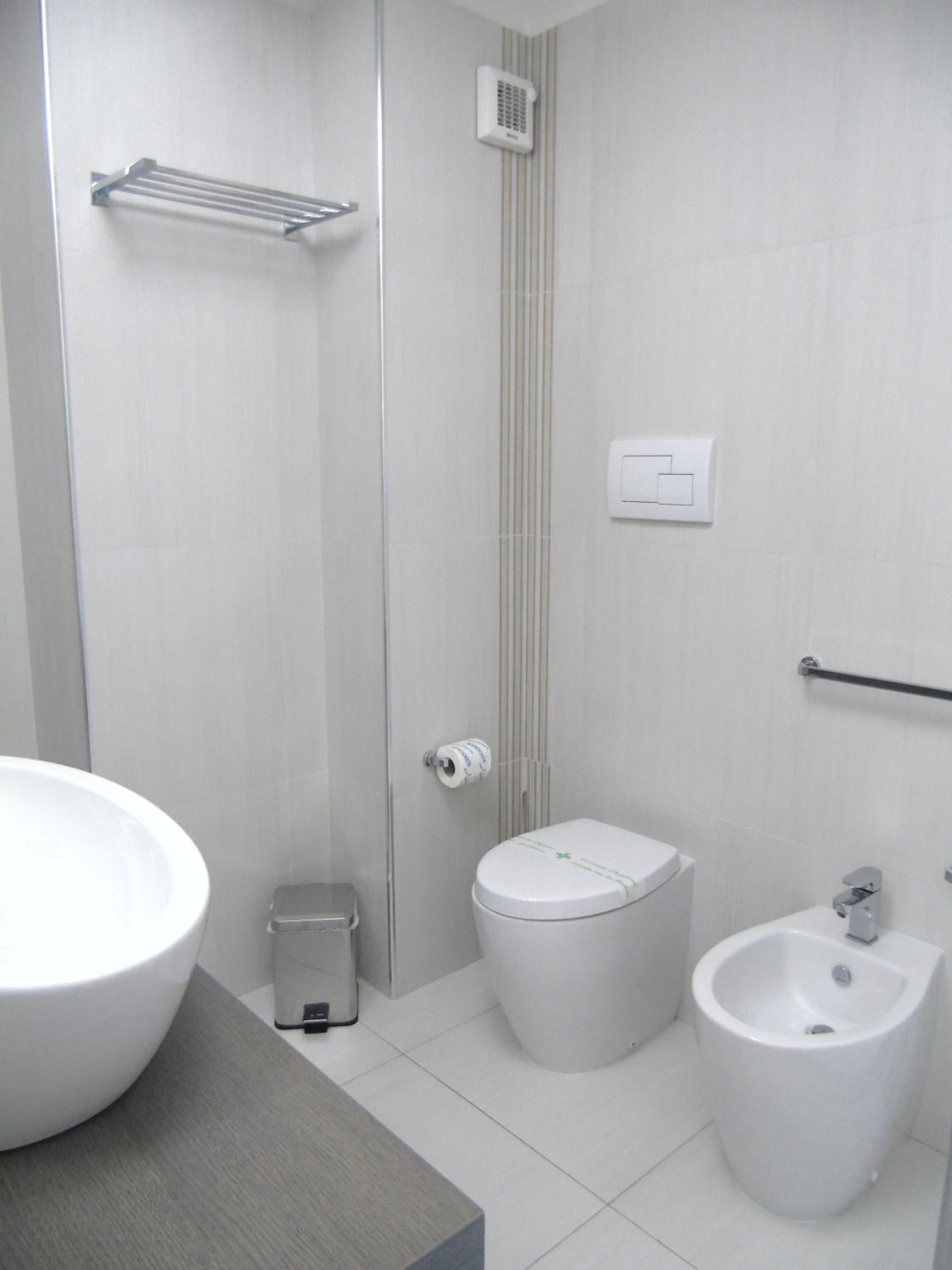 Double Room with Private Bathroom and Balcony photo 2