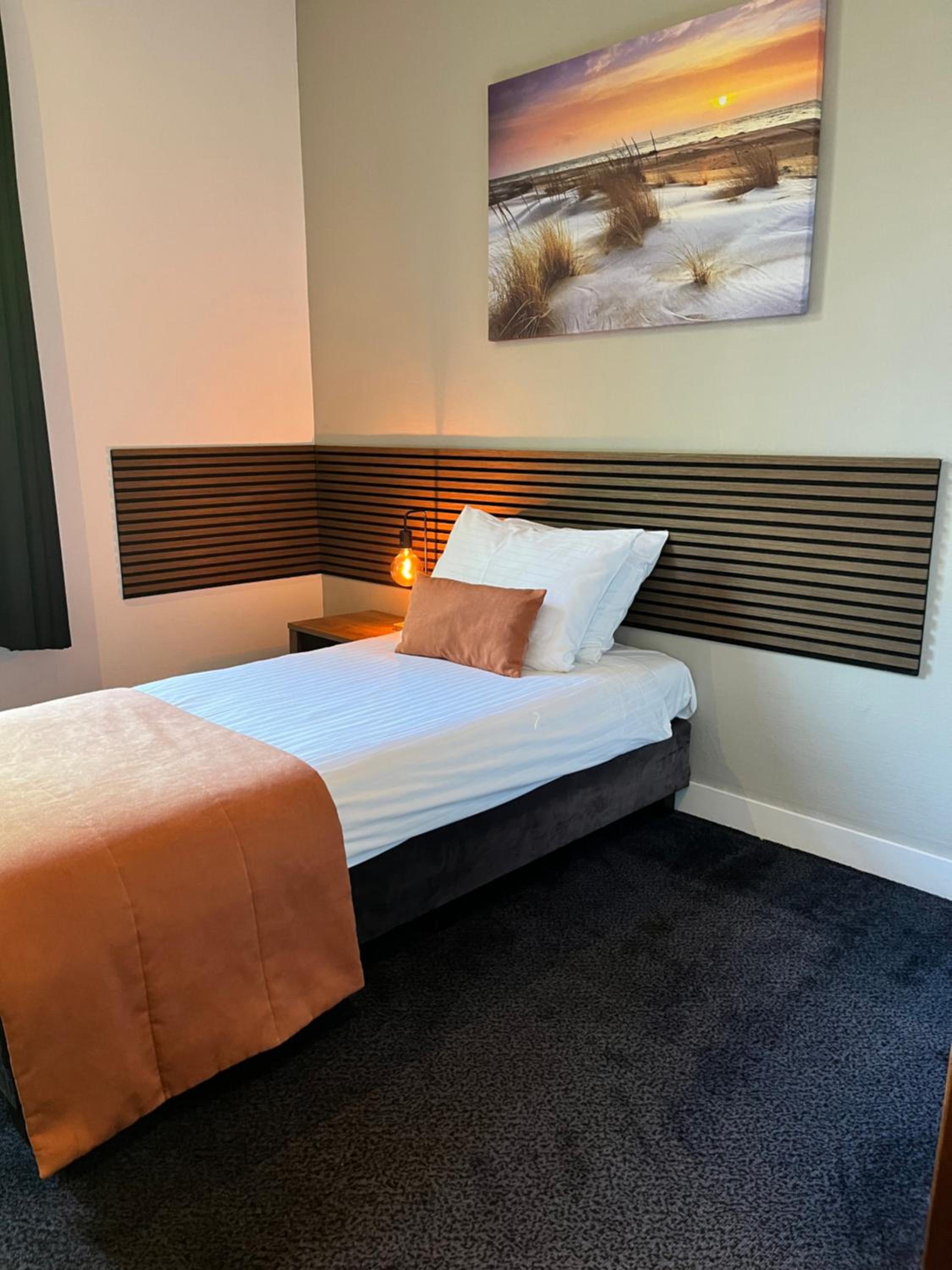 Standard Single Room photo 2