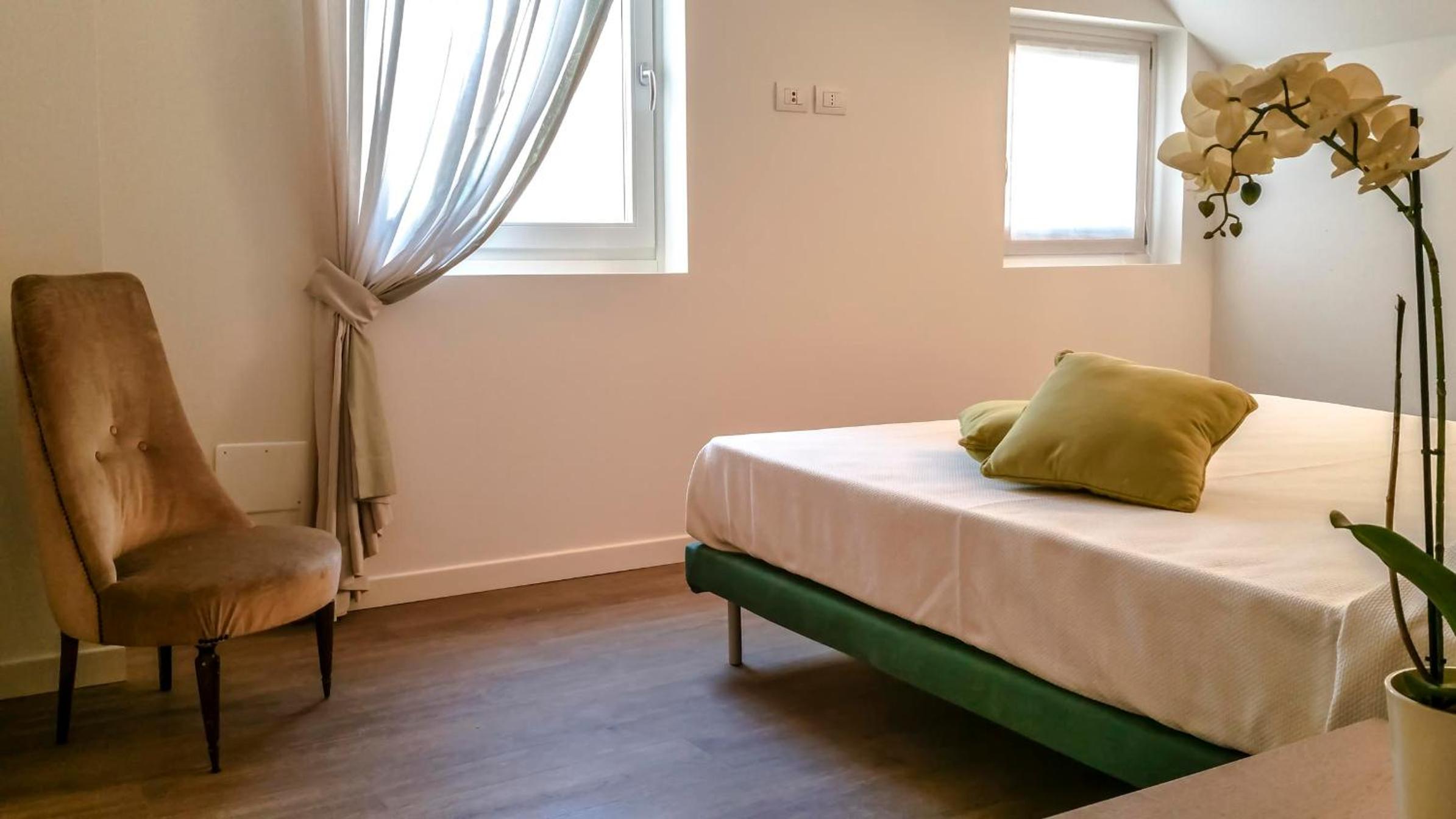 Penthouse Apartment - Photo 11