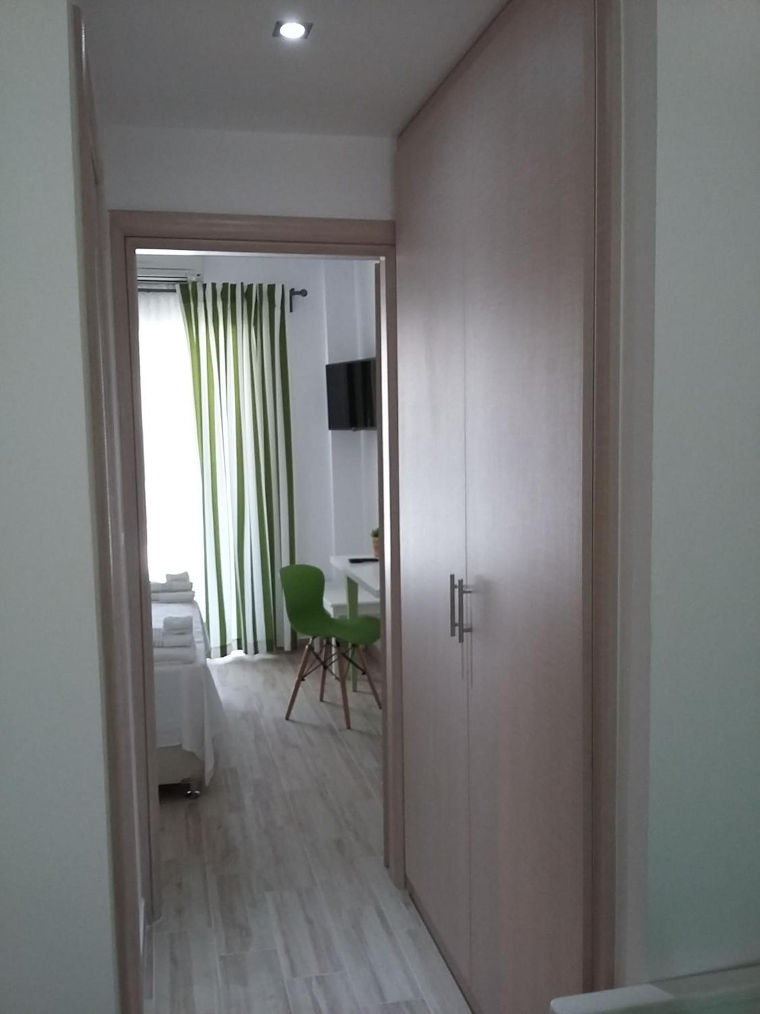Deluxe Apartment photo 2
