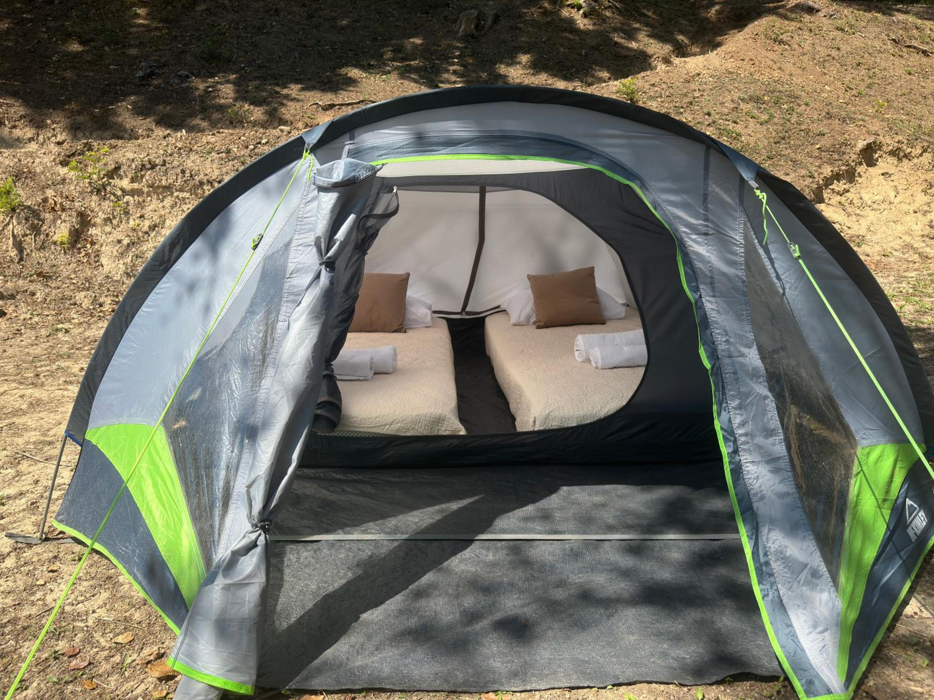 Basic Tent photo 2