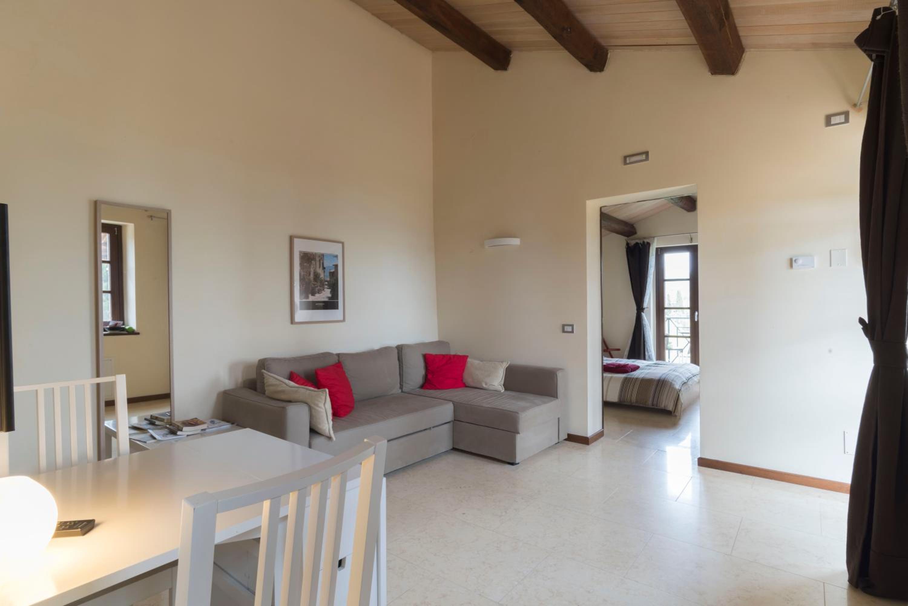 One-Bedroom Apartment with Balcony