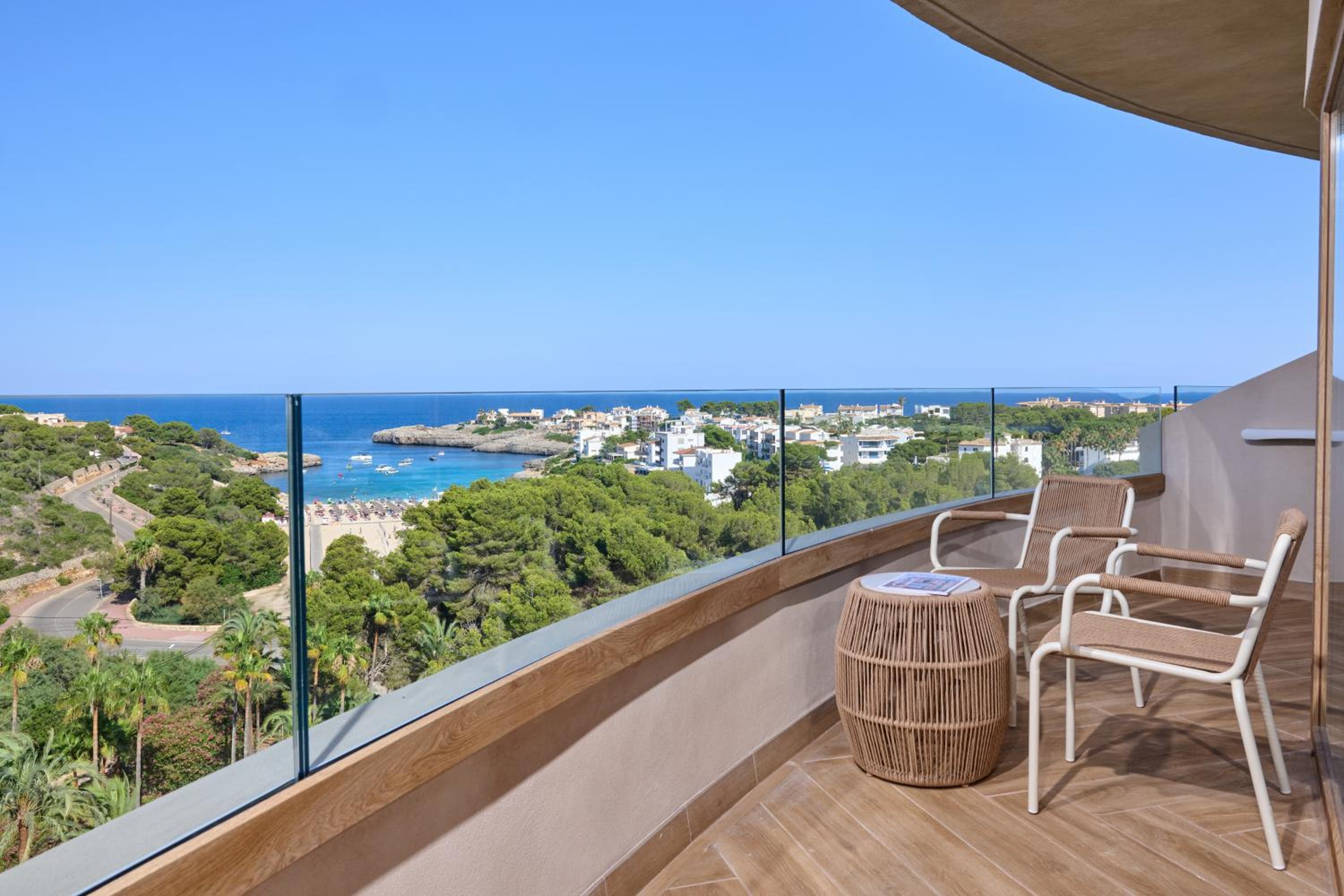 Superior Double Room with Side Sea View