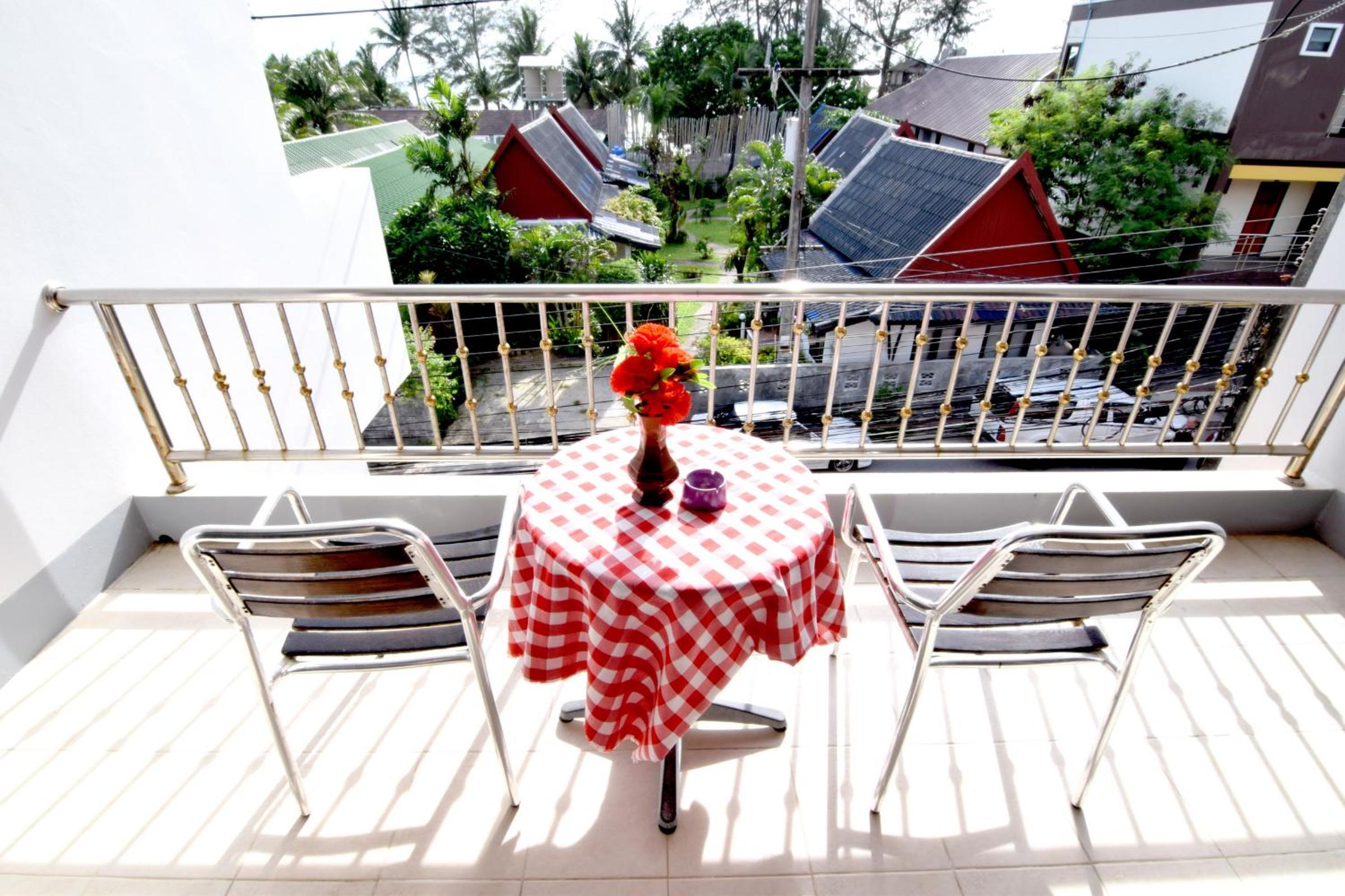 Deluxe Double Room with Balcony and Sea View photo 2