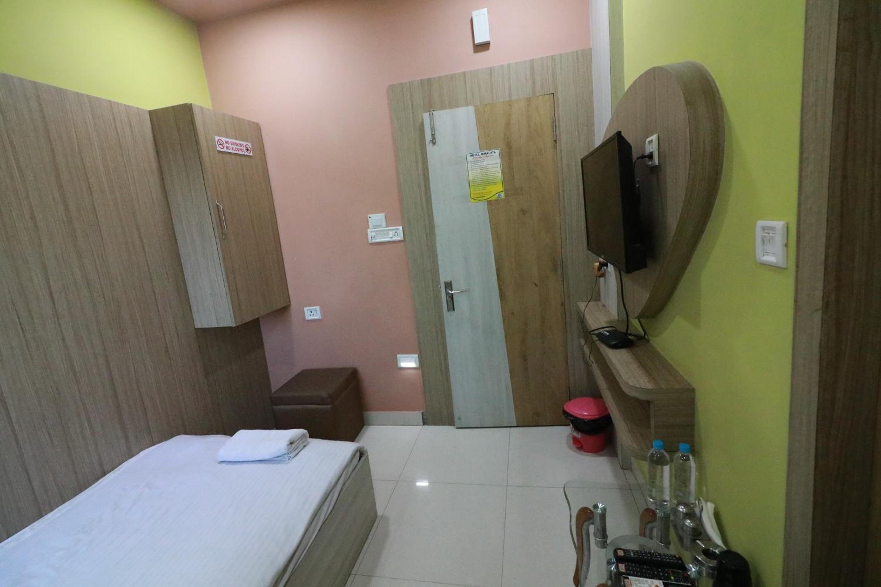 Deluxe Single Room