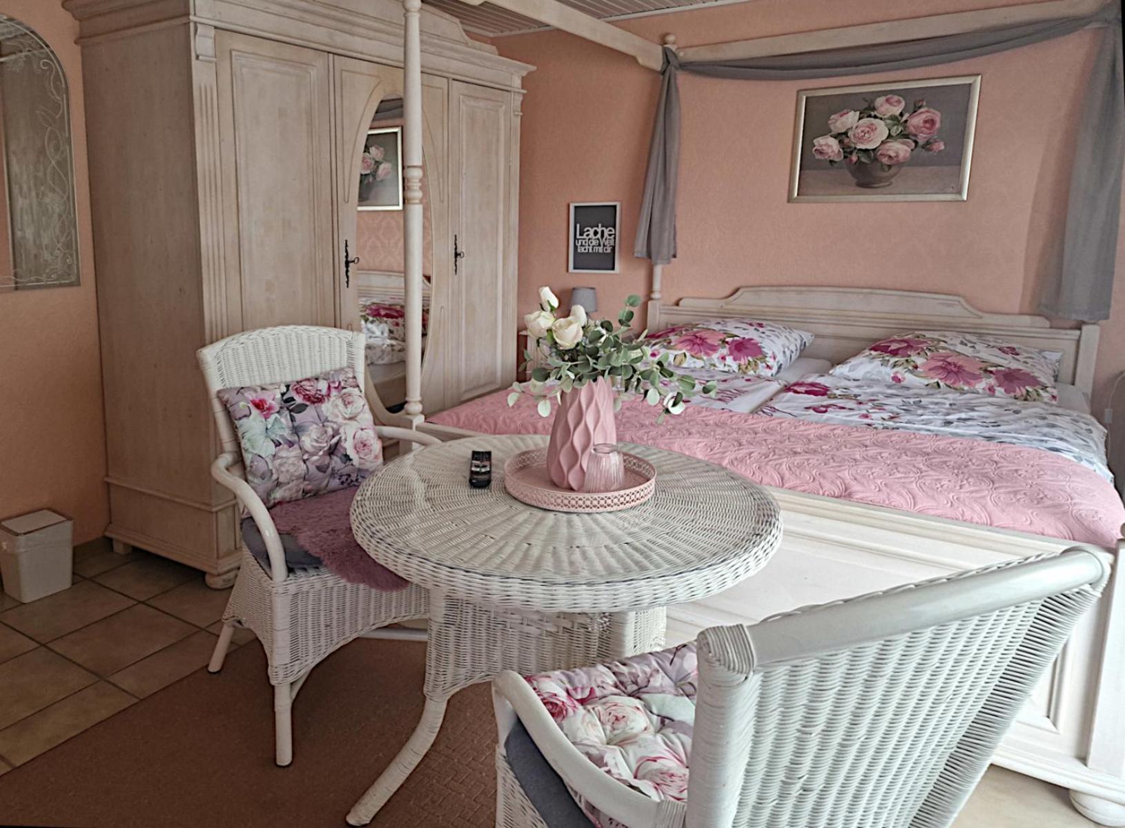 Double Room photo 2
