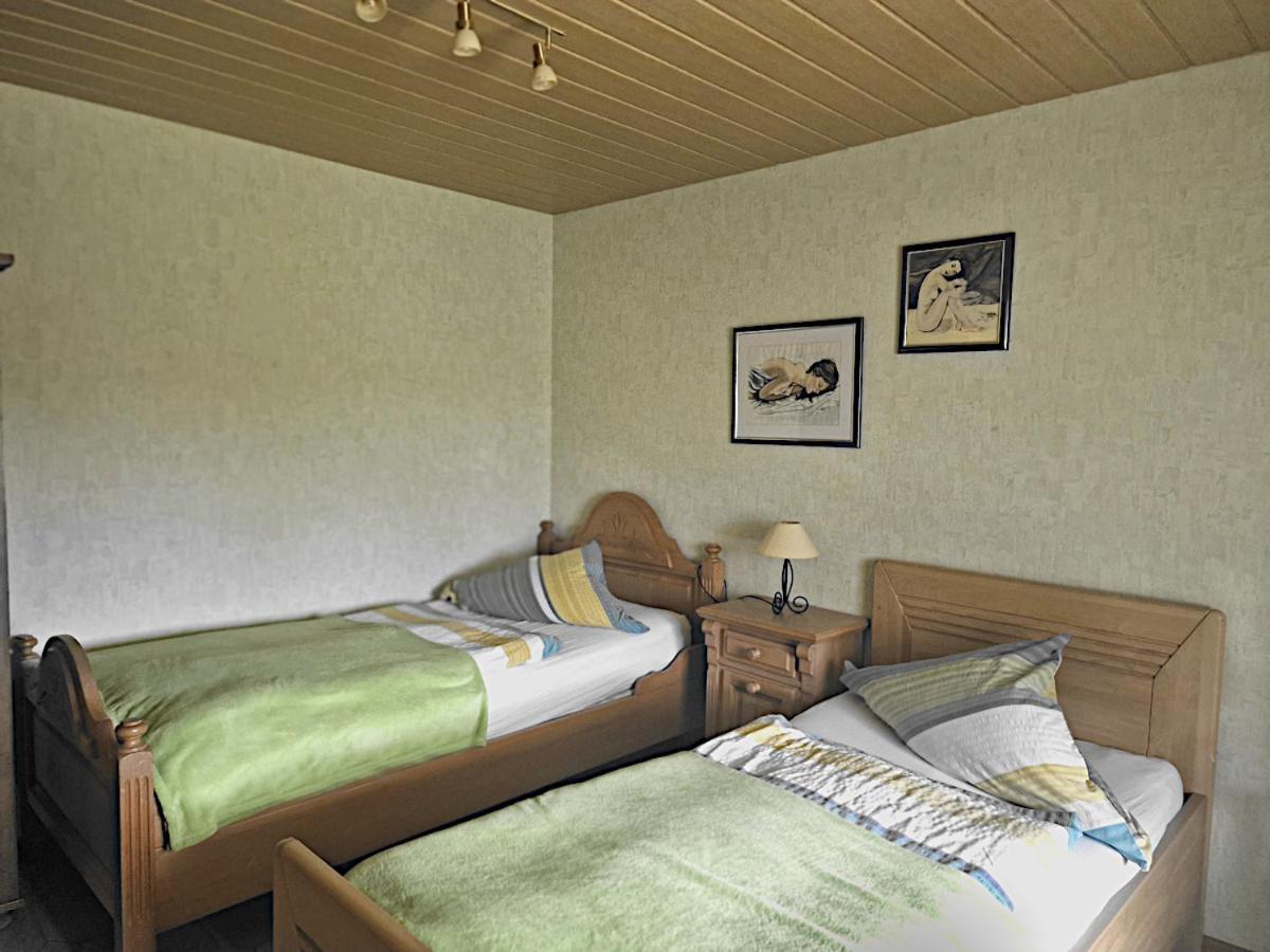 Standard Twin Room photo 2