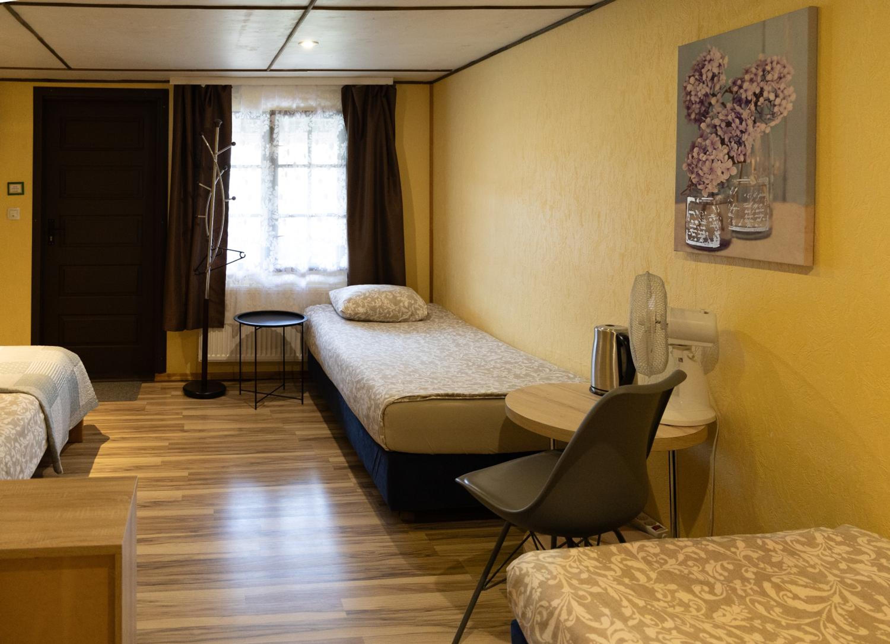 Economy Quadruple Room