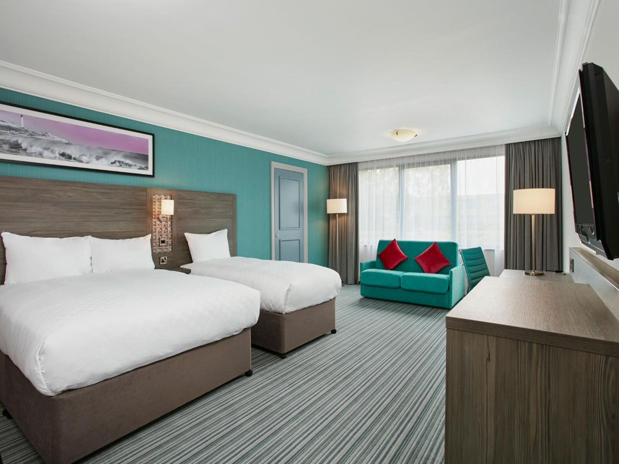 Superior Twin Room photo 2