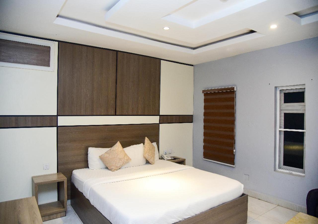 Superior Double or Twin Room with Terrace