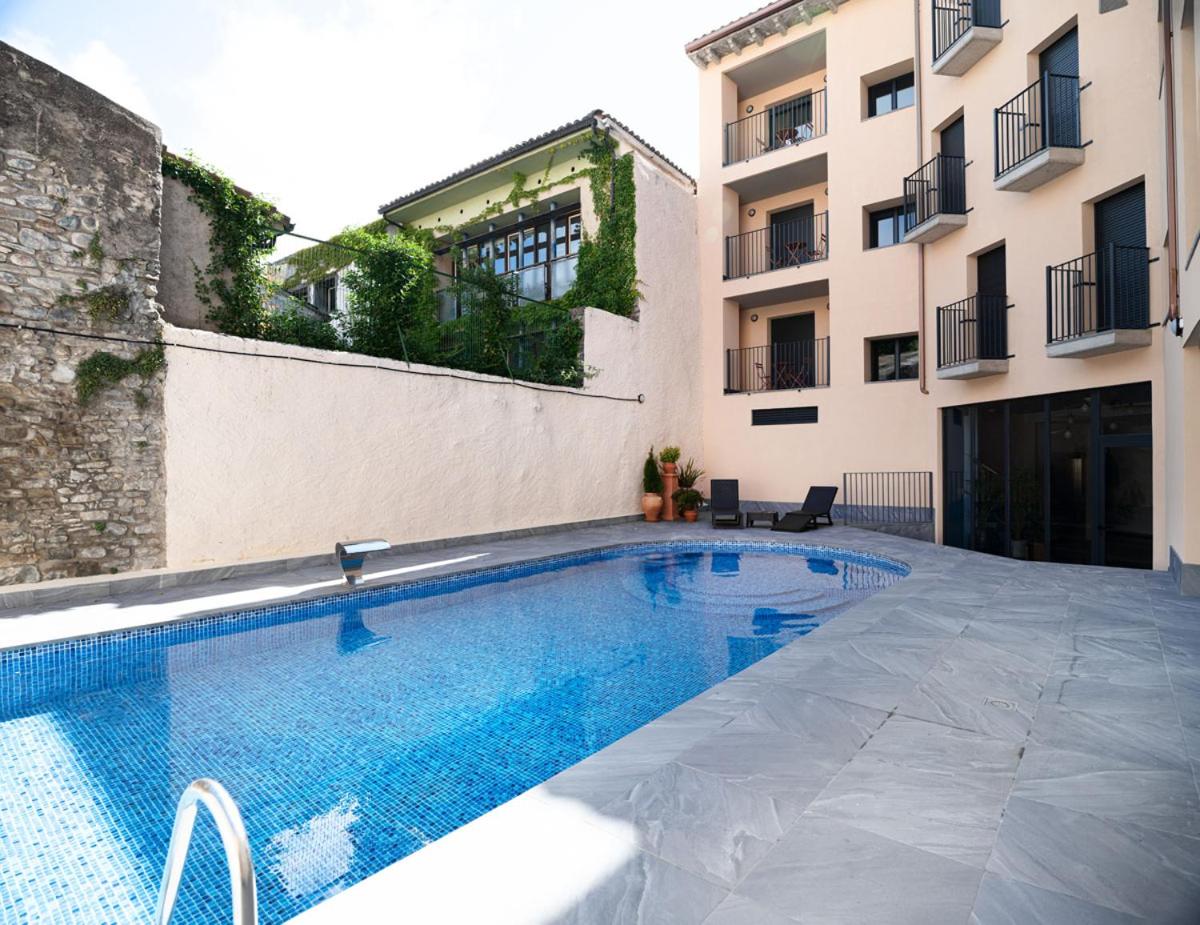 Two-Bedroom Deluxe Apartment