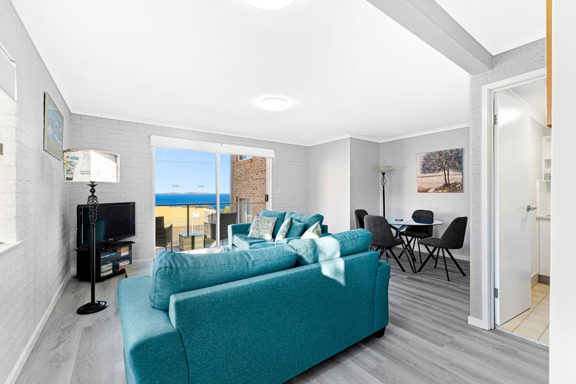 Apartment photo 2