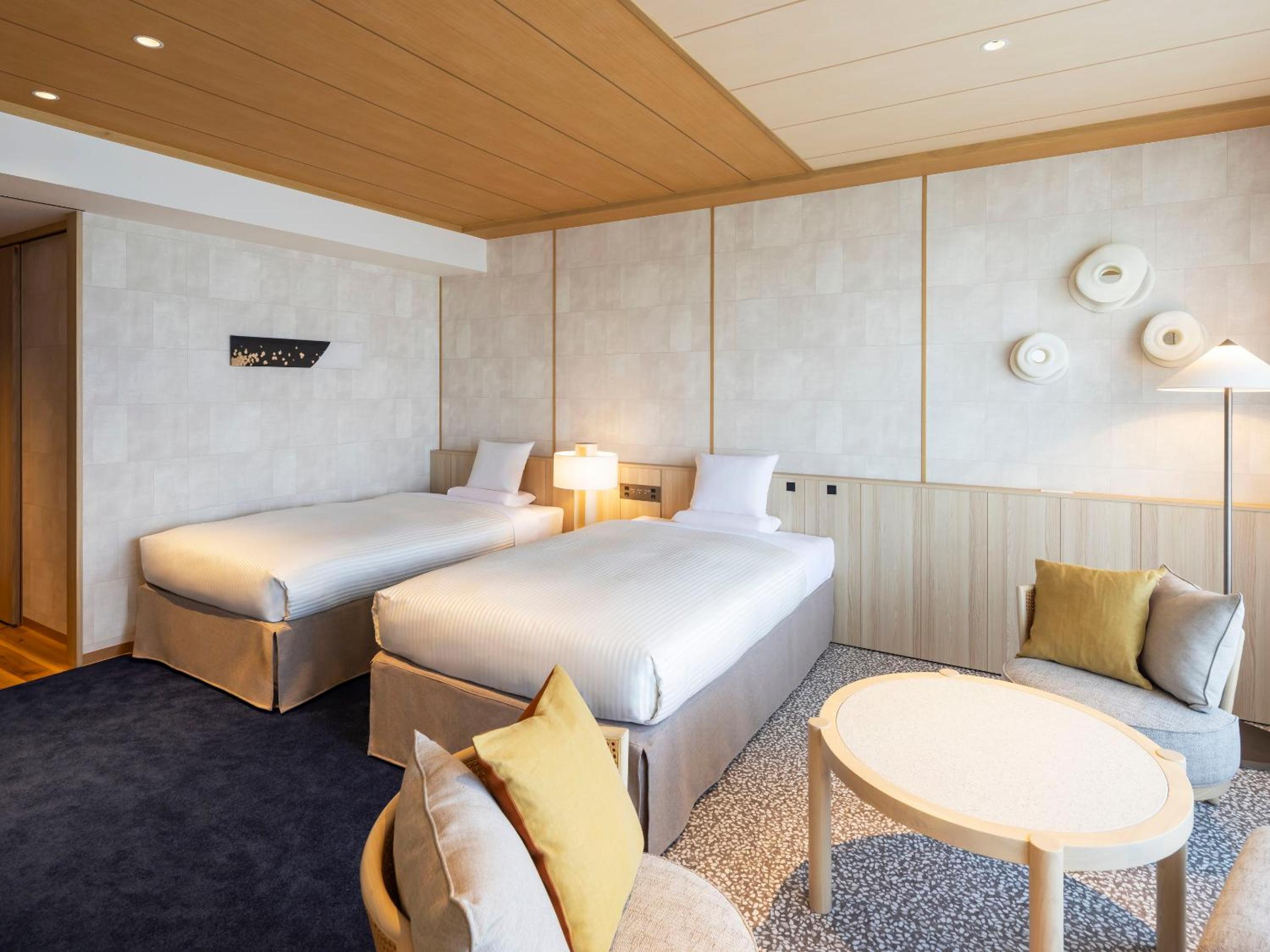 Superioer Twin Room with Ocean View and Shower Booth - Non-Smoking - Photo 2