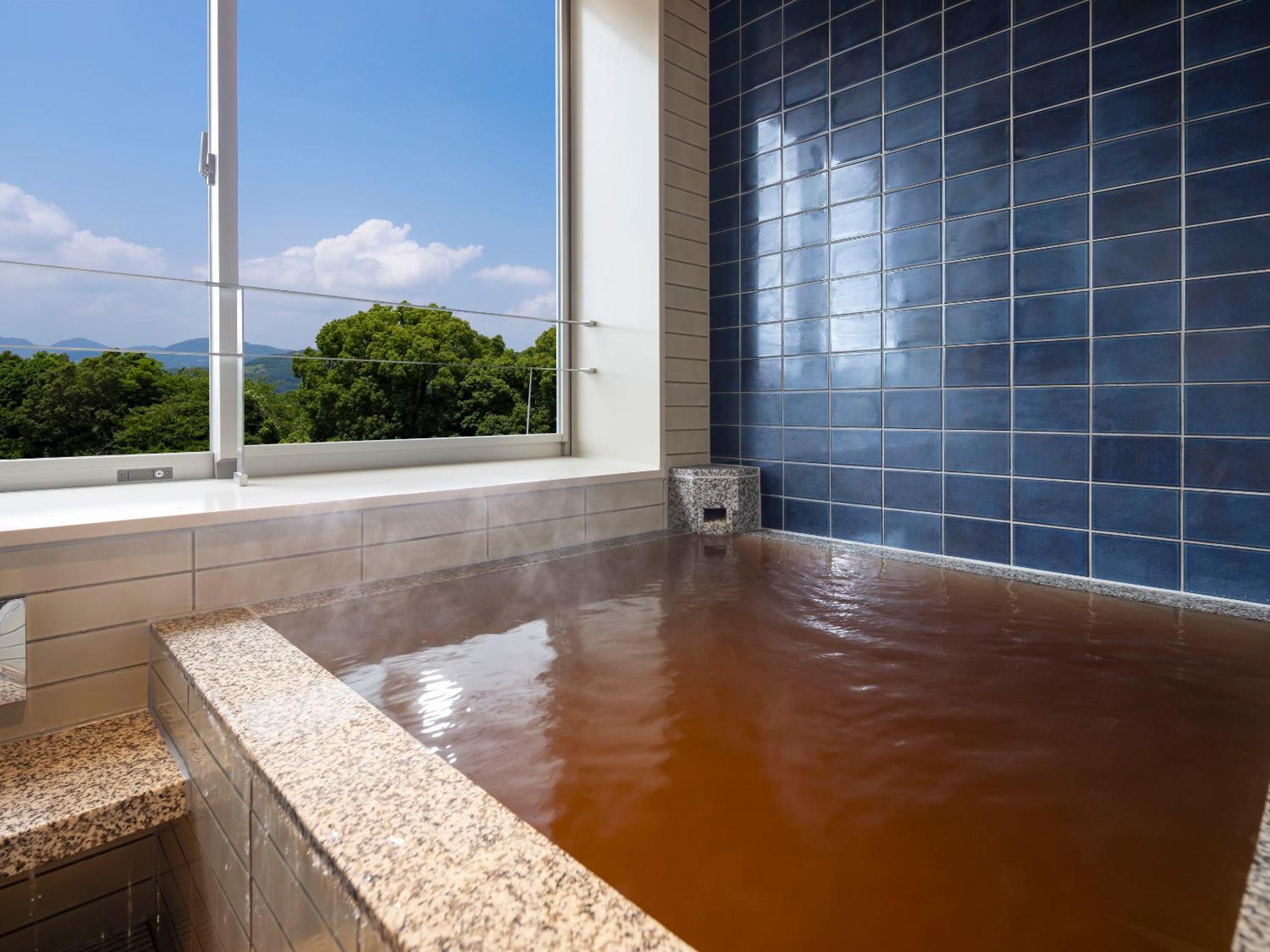 [Hot Spring Semi-Open-Air Bath] Premium Room 70㎡ - Non-Smoking