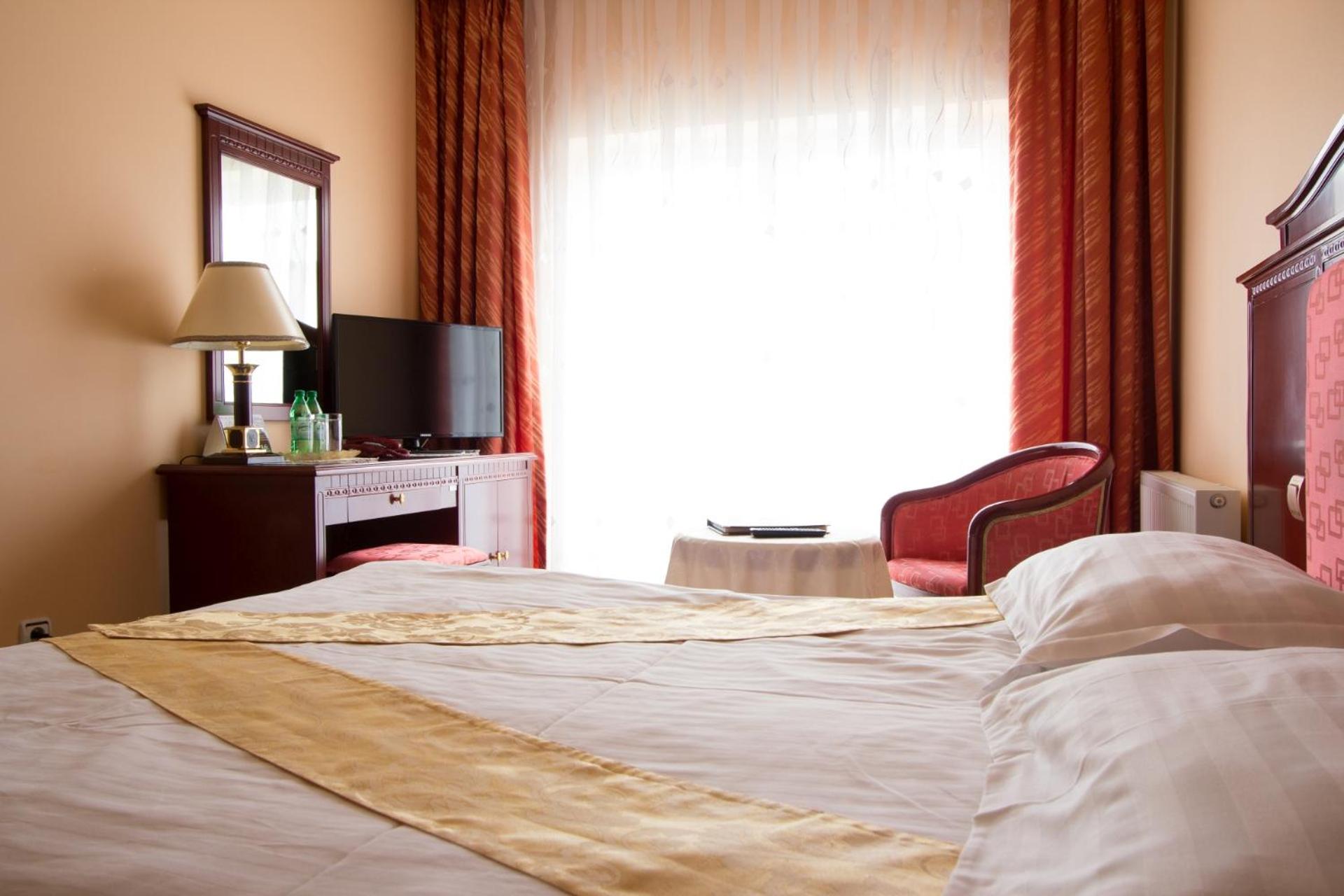 Double Room - Photo 1