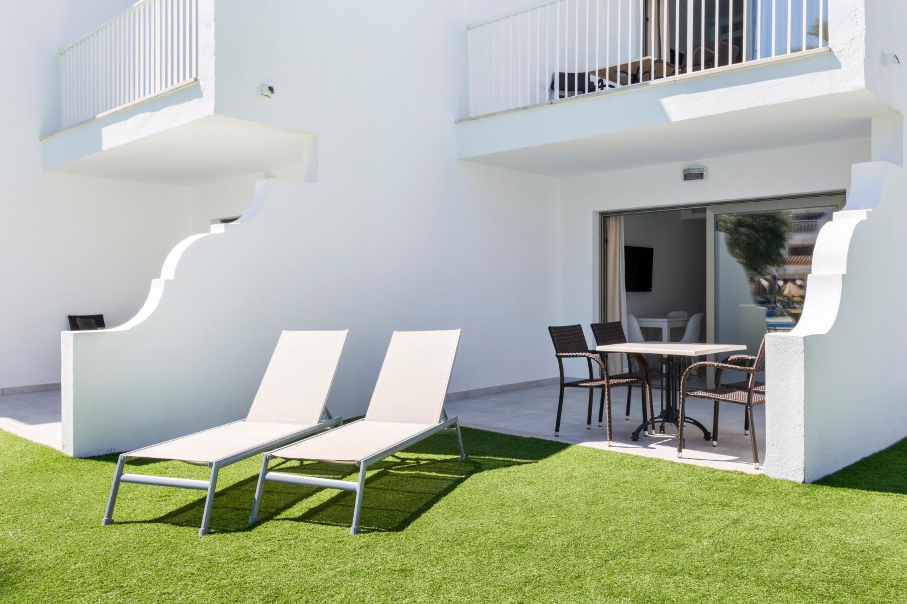 Premium Apartment - Ground Floor - Photo 9