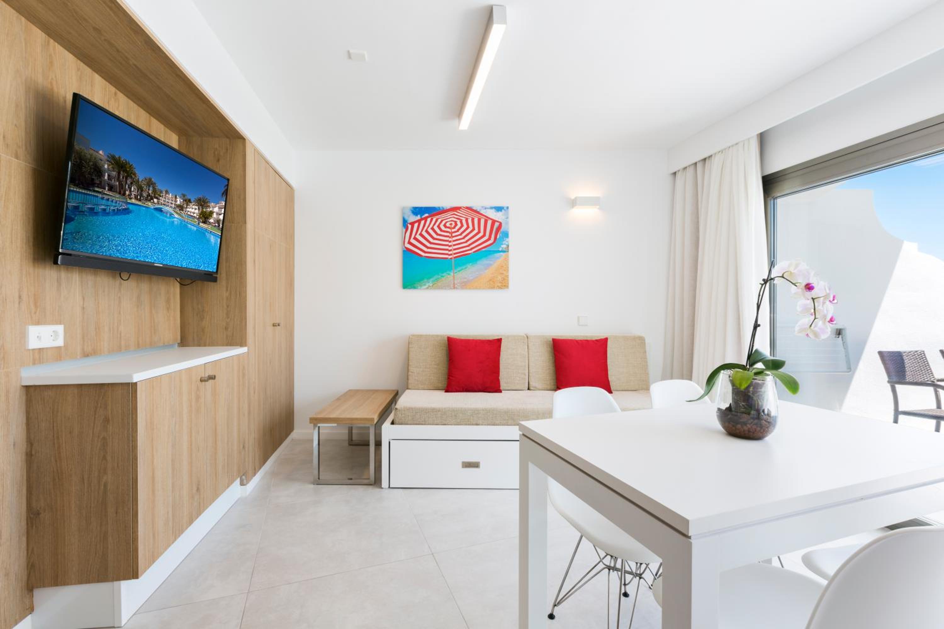 Family Apartment - Photo 11